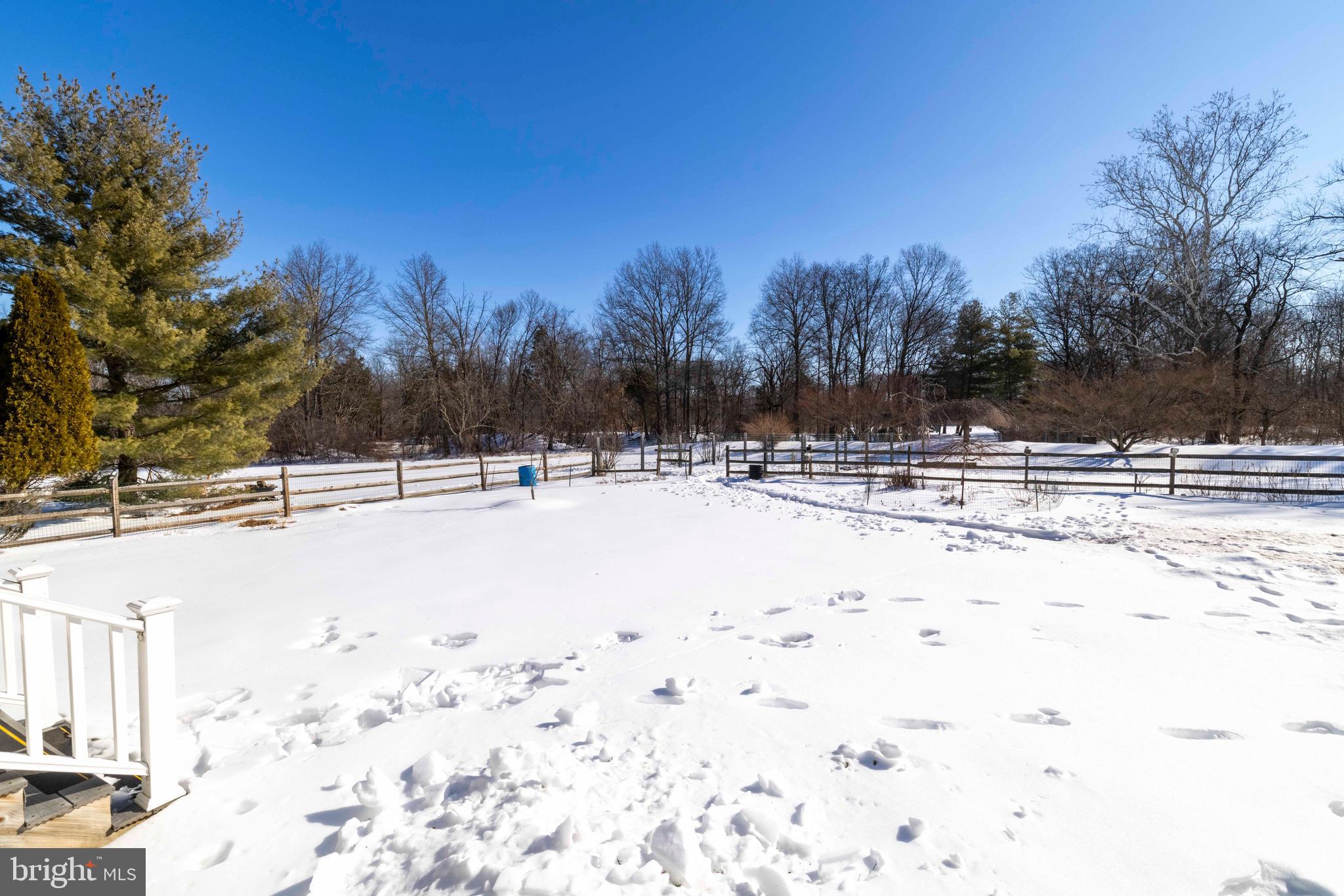 HAMPTON CHASE - Residential