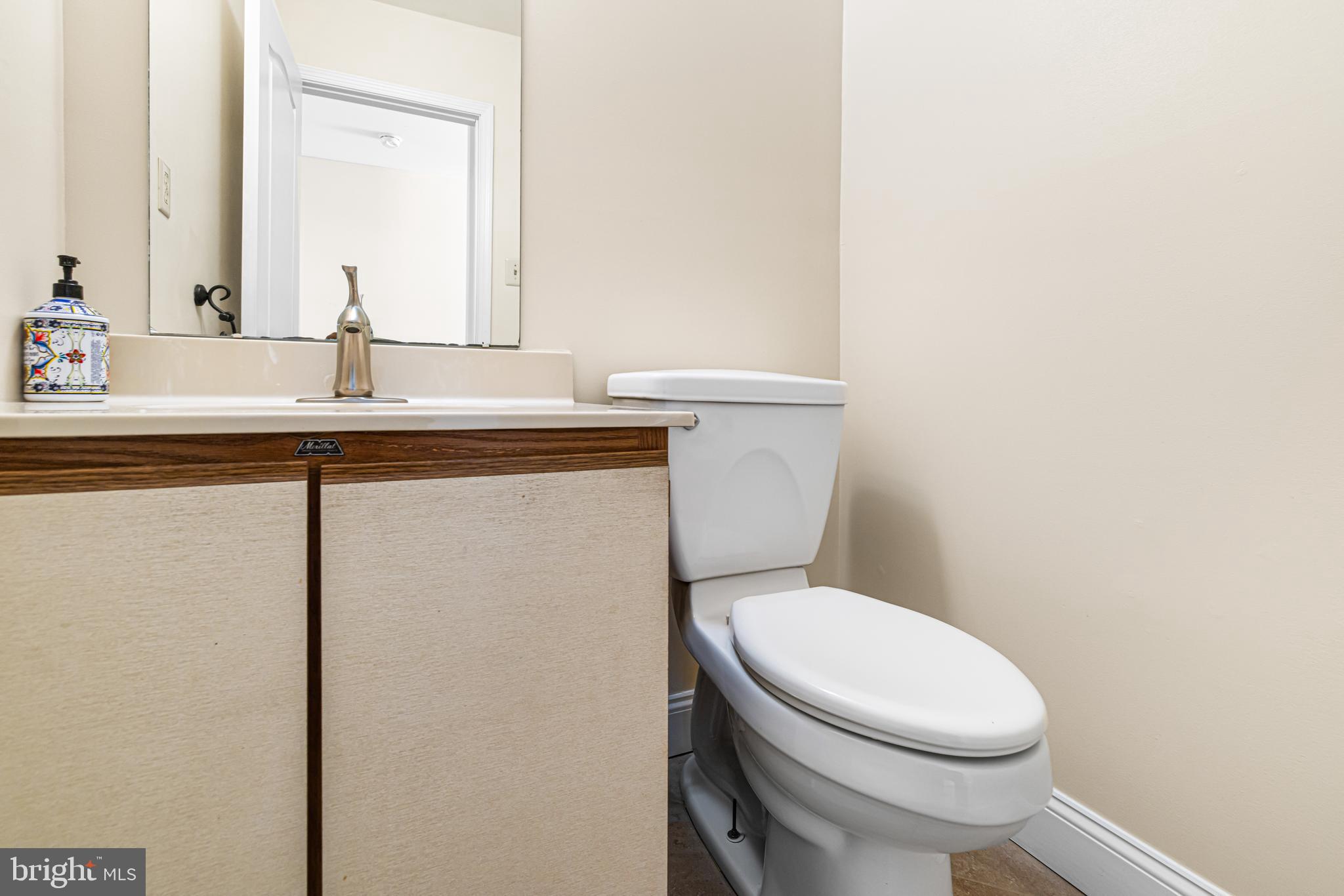 HAMPTON CHASE - Residential