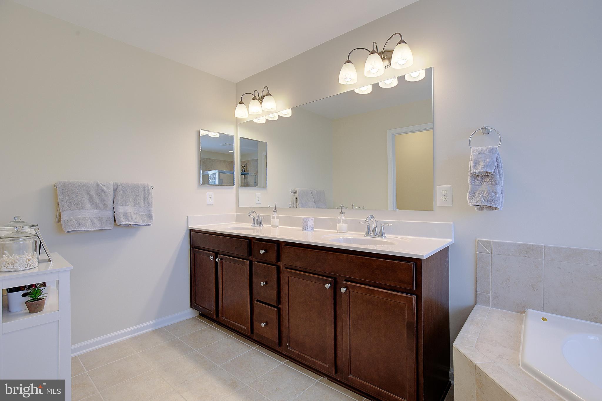 SUMMERFIELD VILLAGE - Residential