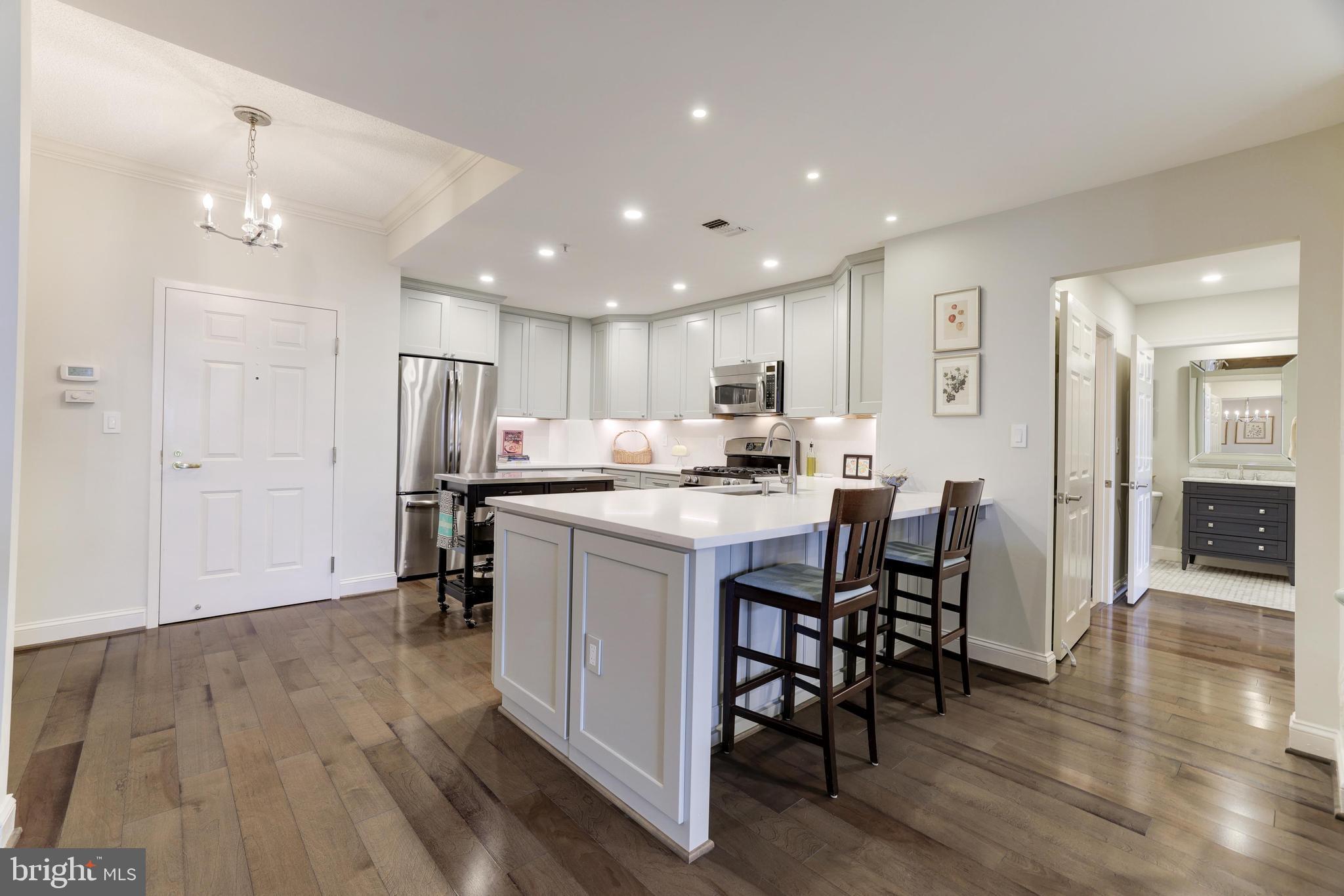 STRATFORD HOUSE - Residential