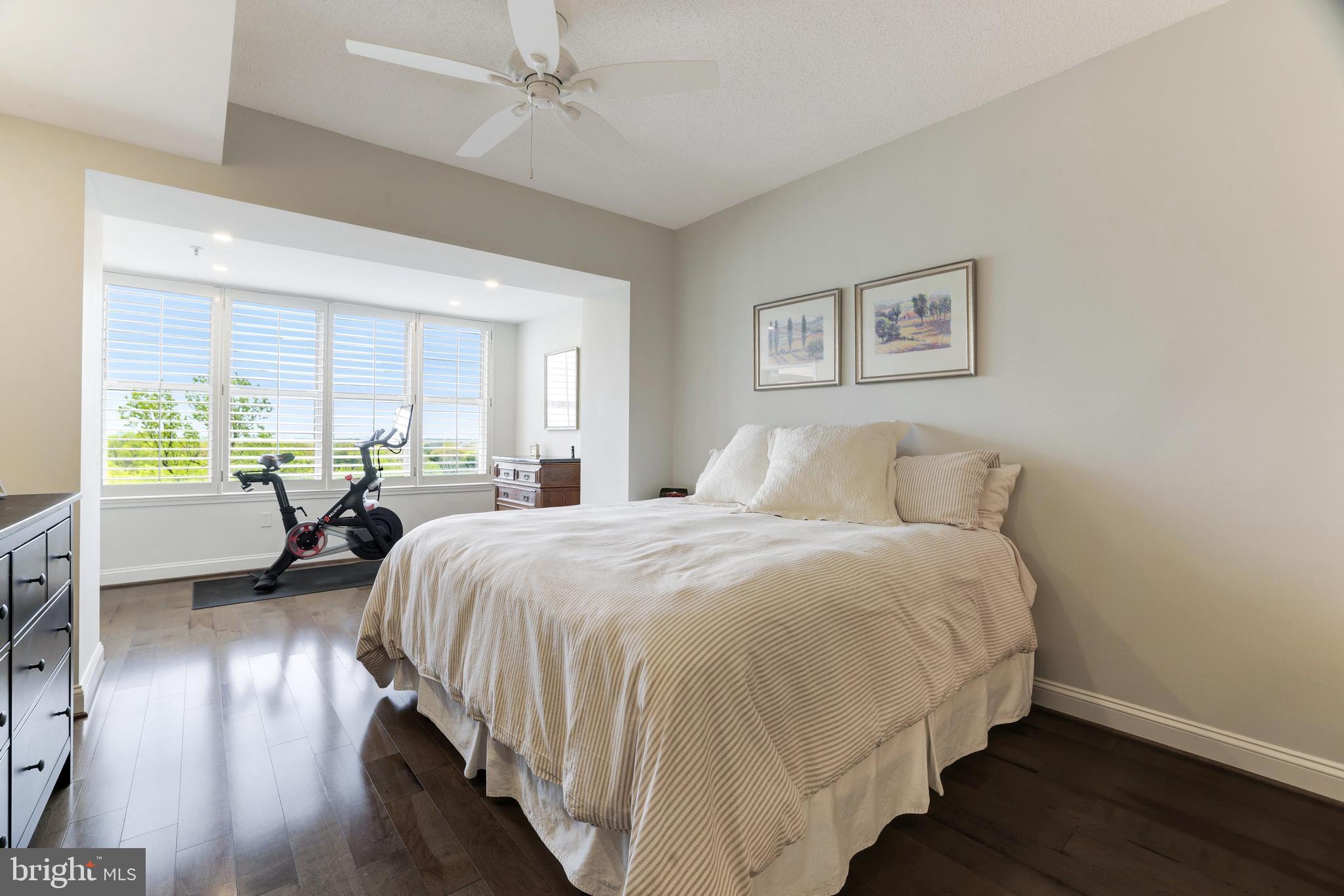 STRATFORD HOUSE - Residential