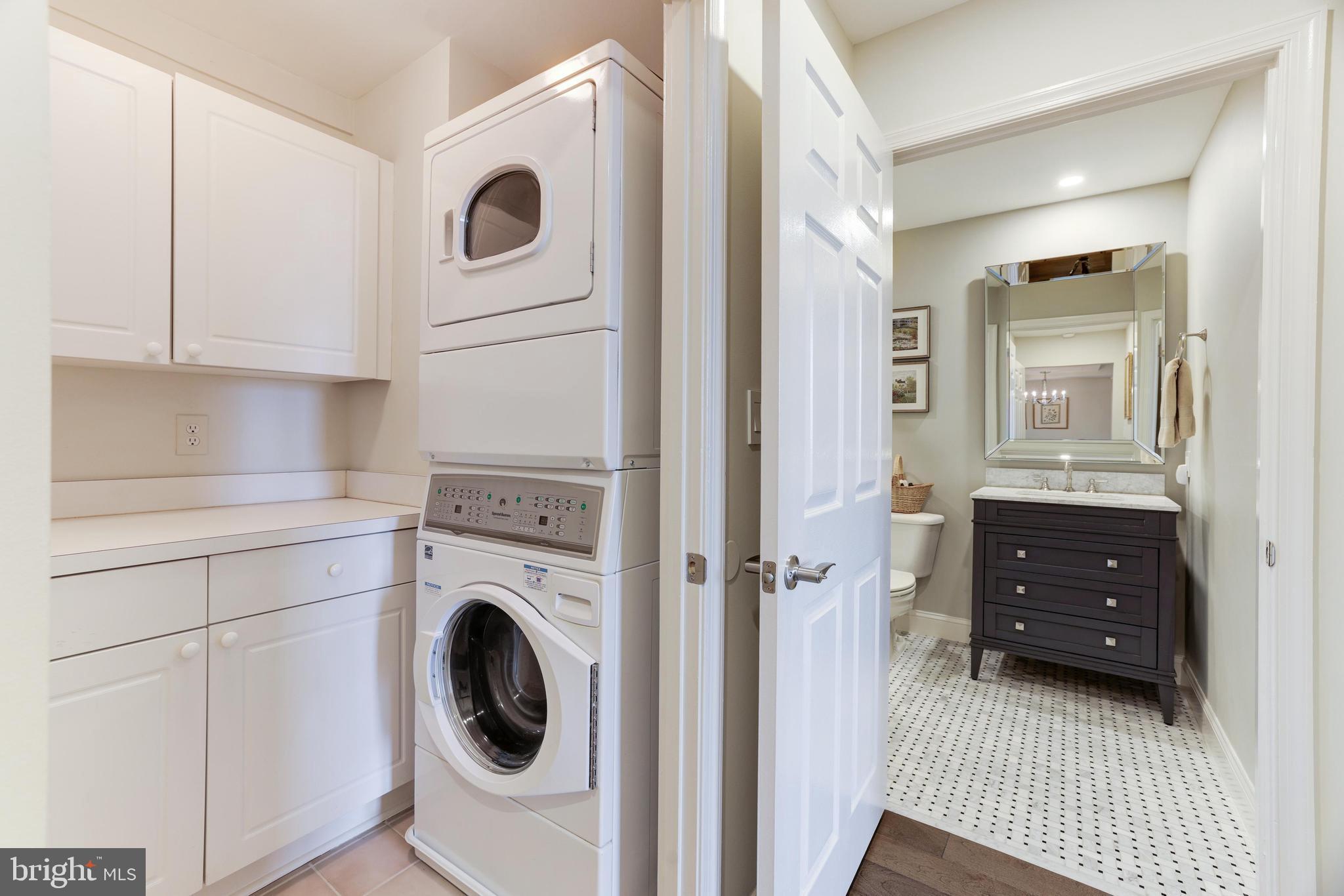 STRATFORD HOUSE - Residential