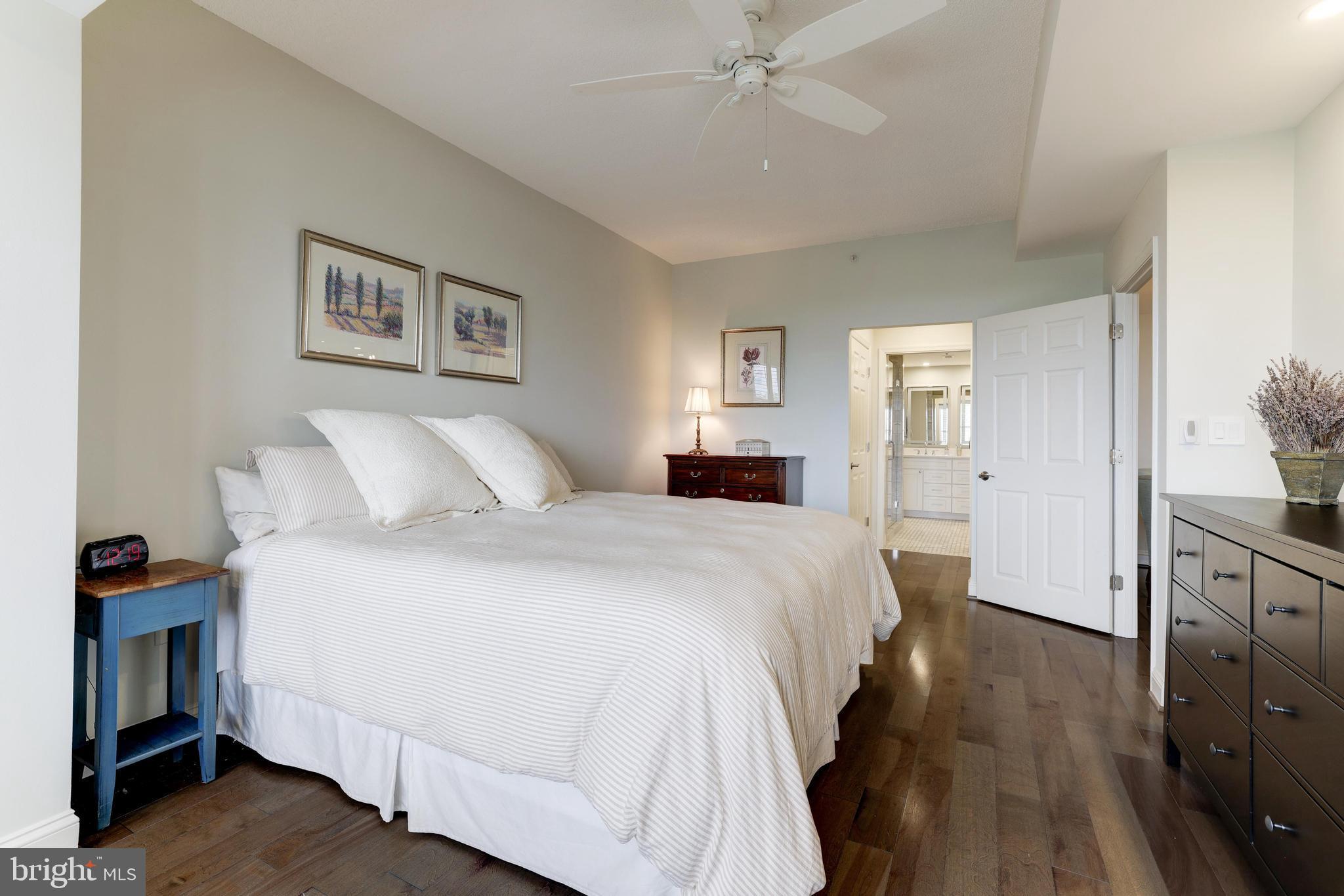 STRATFORD HOUSE - Residential