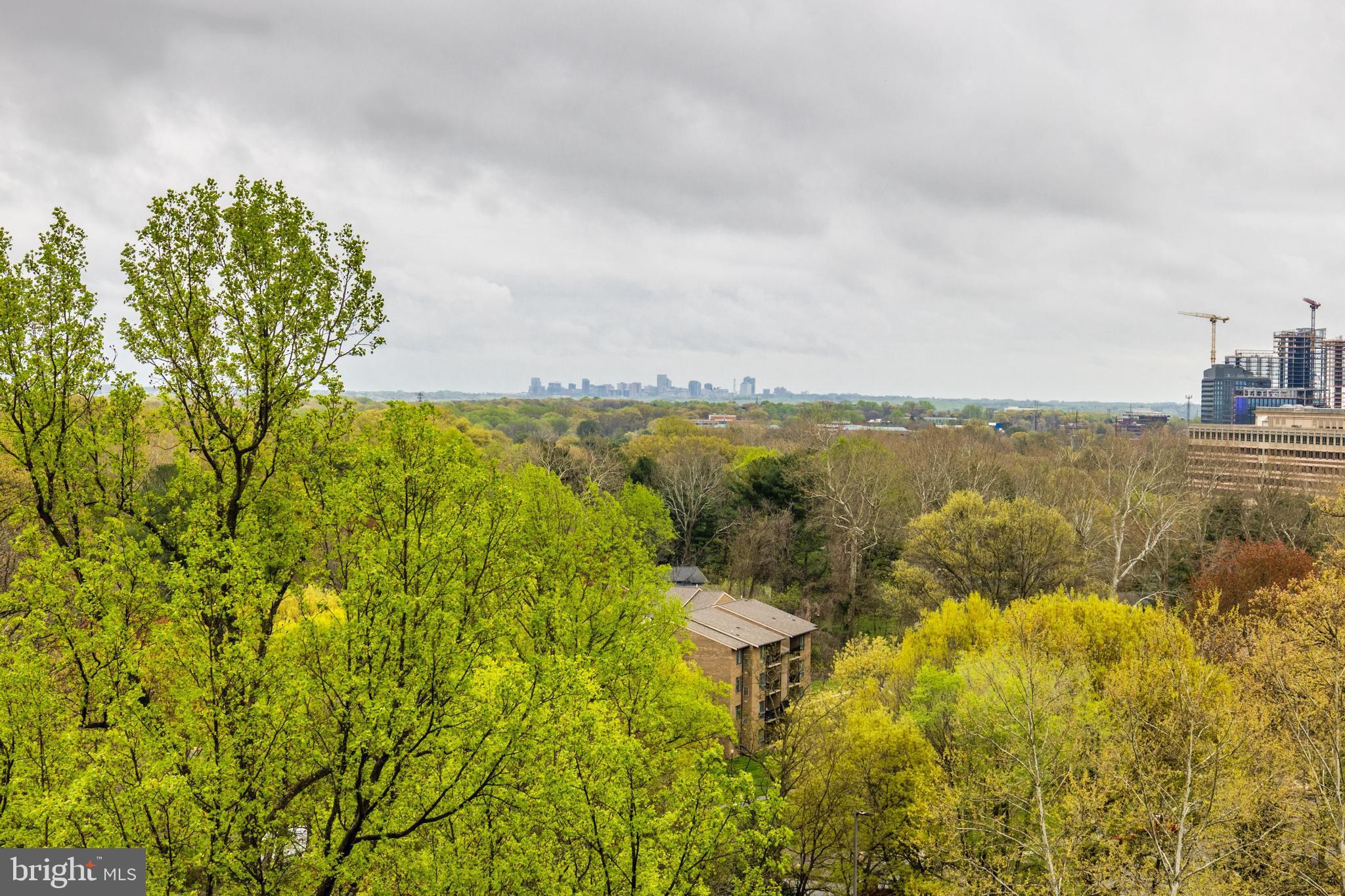 STRATFORD HOUSE - Residential