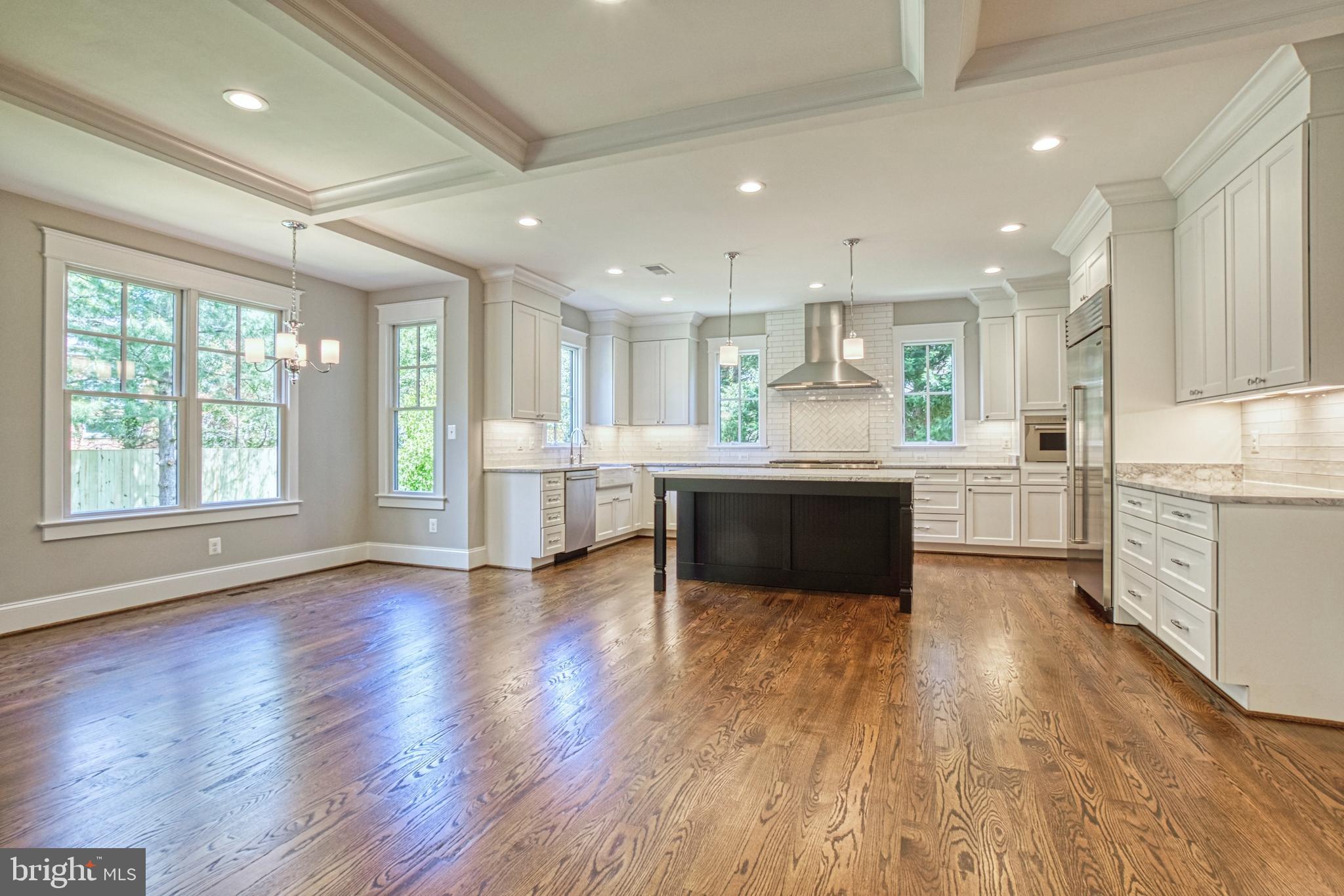 GRASS RIDGE - Residential