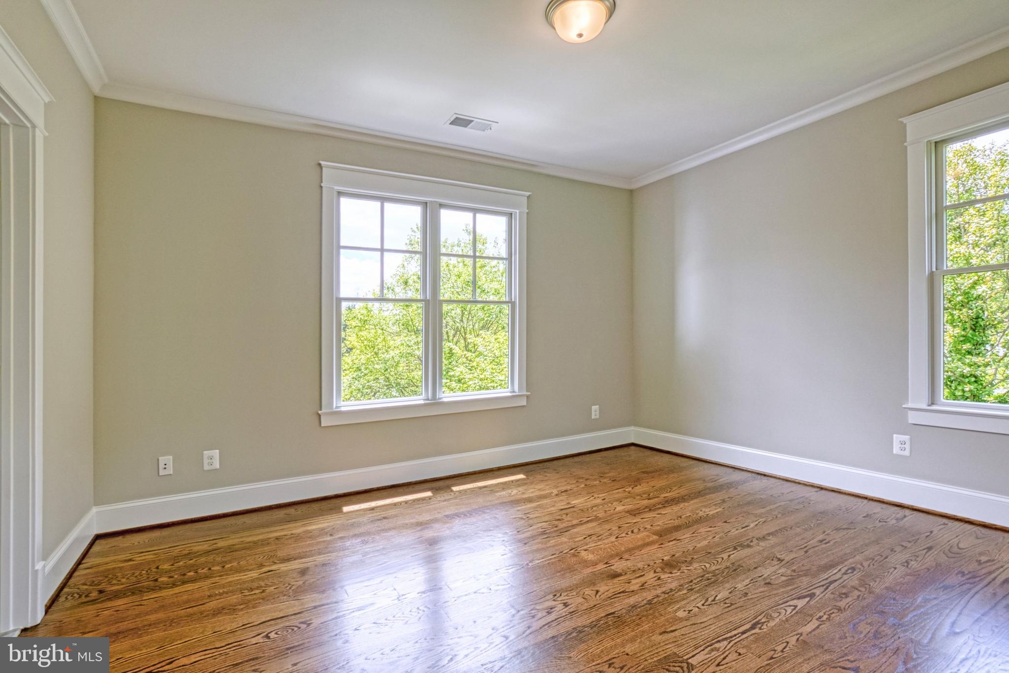 GRASS RIDGE - Residential