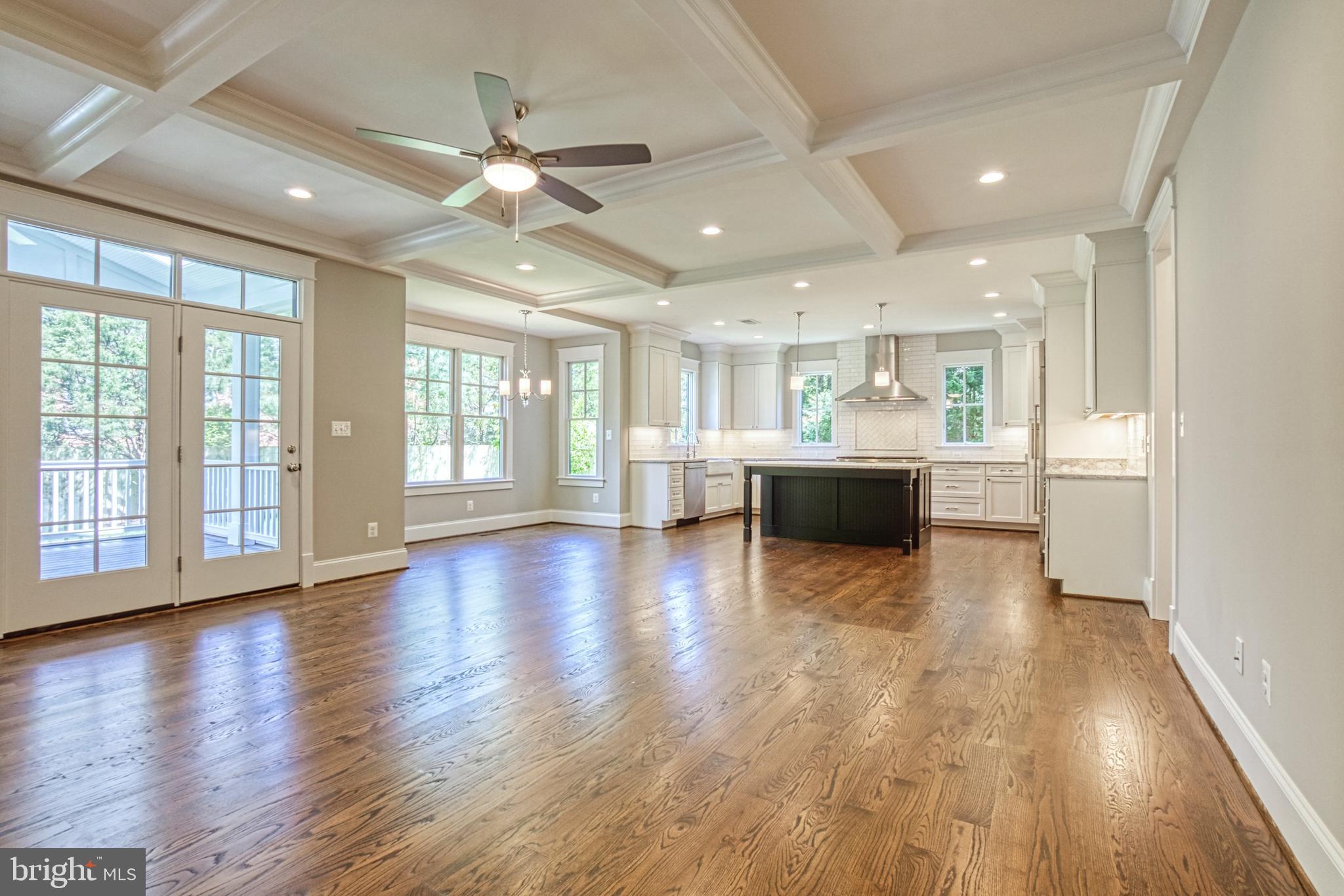 GRASS RIDGE - Residential