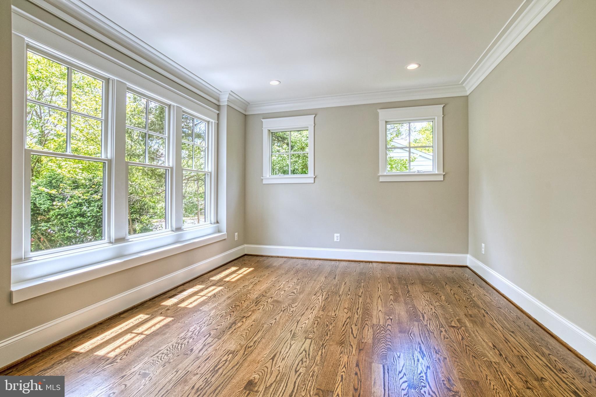 GRASS RIDGE - Residential