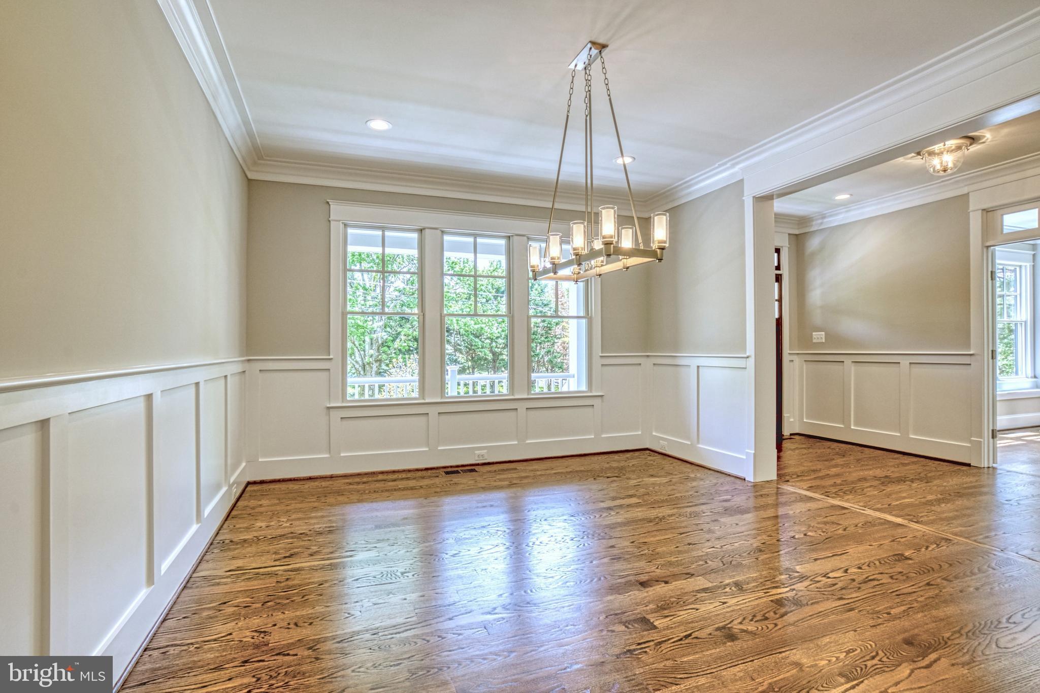 GRASS RIDGE - Residential