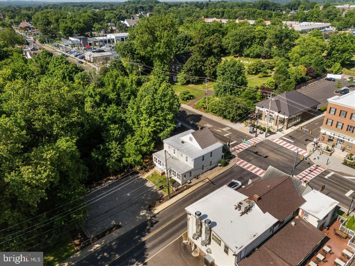 Newtown, Pennsylvania 18940, United States, ,Residential,Active,35181