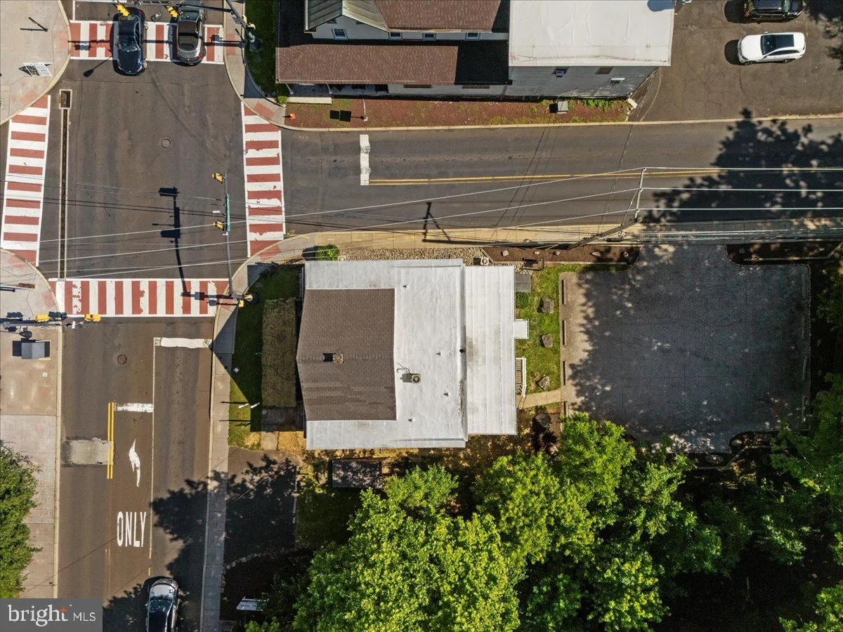 Newtown, Pennsylvania 18940, United States, ,Residential,Active,35181