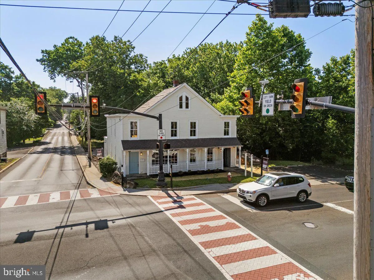 Newtown, Pennsylvania 18940, United States, ,Residential,Active,35181 Newtown, Pennsylvania 18940, United States, ,Residential,Active,35181