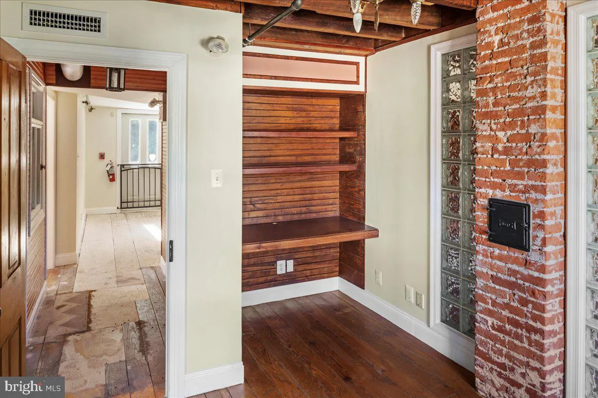 Newtown, Pennsylvania 18940, United States, ,Residential,Active,35181