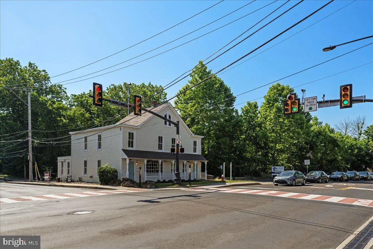 Newtown, Pennsylvania 18940, United States, ,Residential,Active,35181