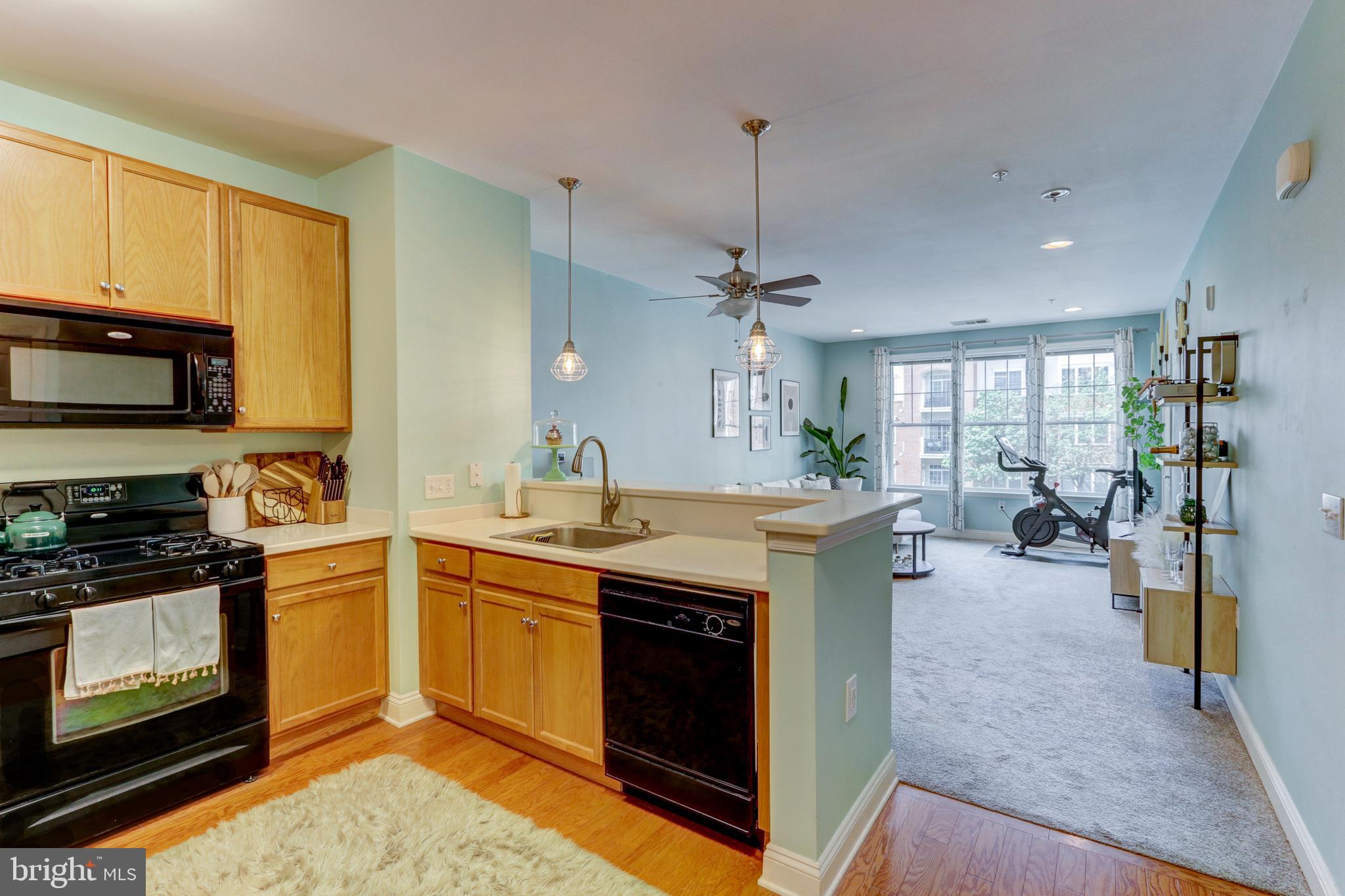 THE GRANDE AT RIVERVIEW - Residential