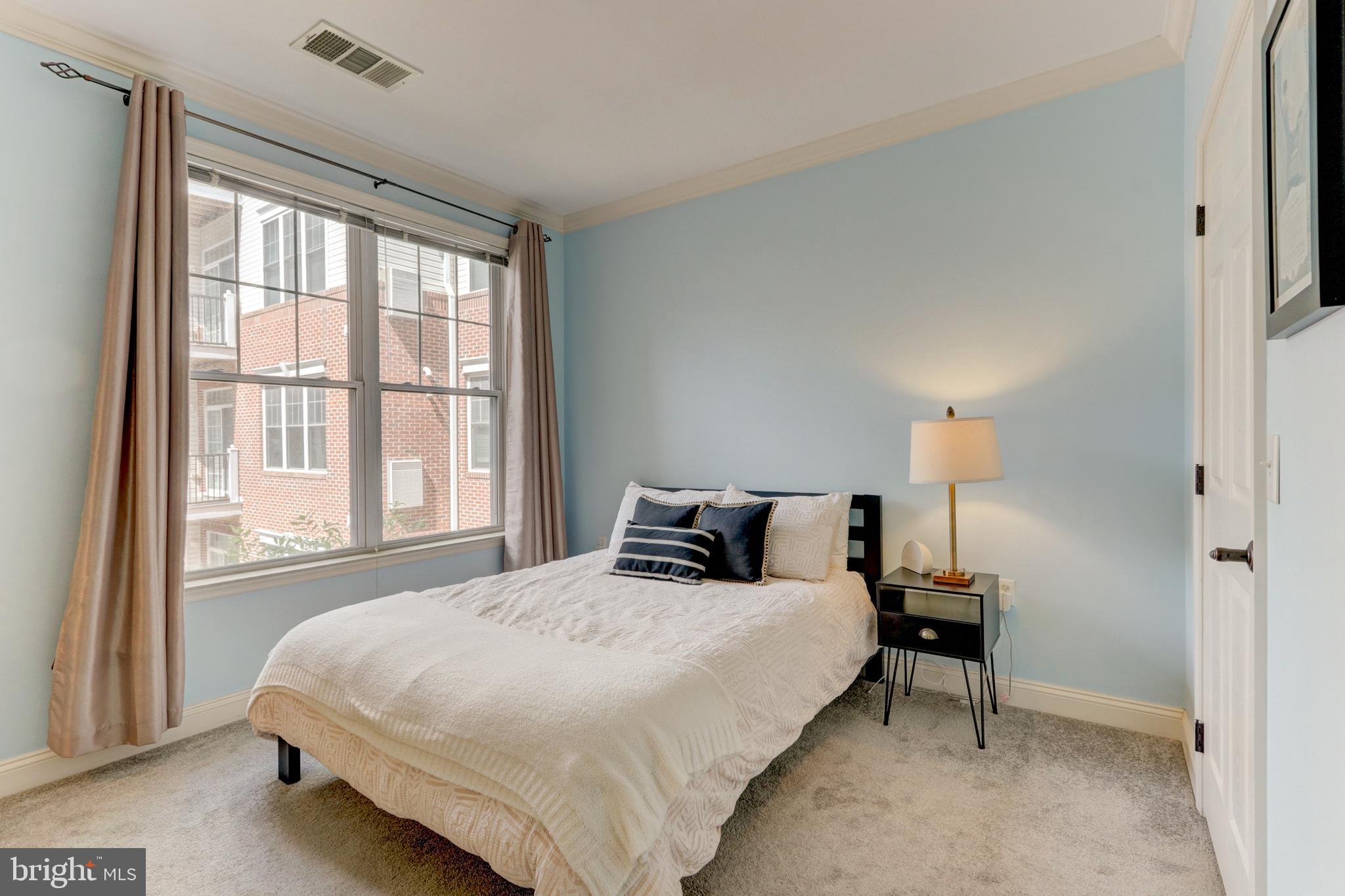 THE GRANDE AT RIVERVIEW - Residential