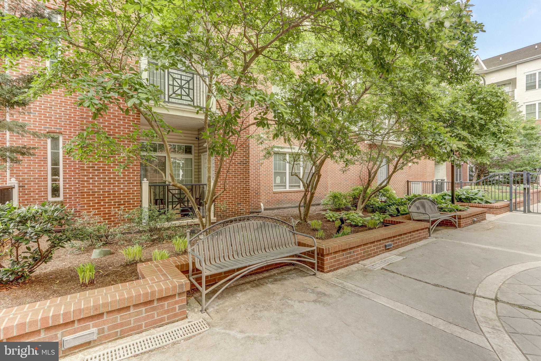 THE GRANDE AT RIVERVIEW - Residential