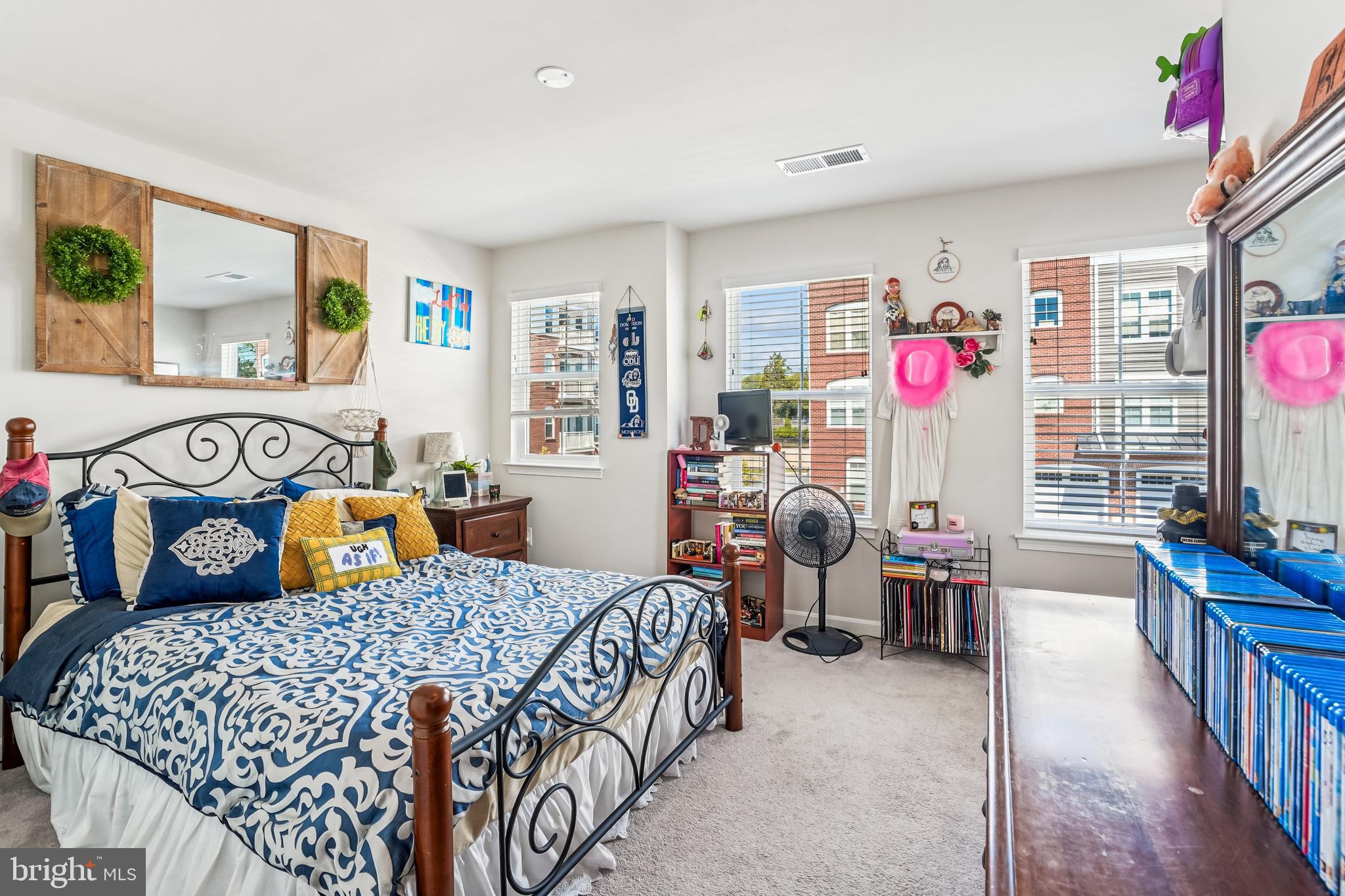 K. HOVNANIAN'S FOUR SEASONS AT VIRGINIA CROSSING - Residential