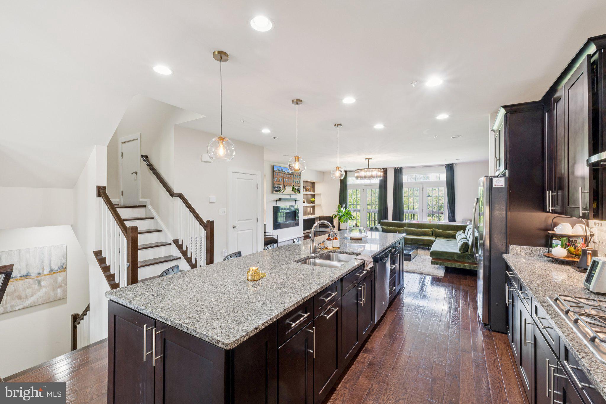5445 STREAM BANK LANE