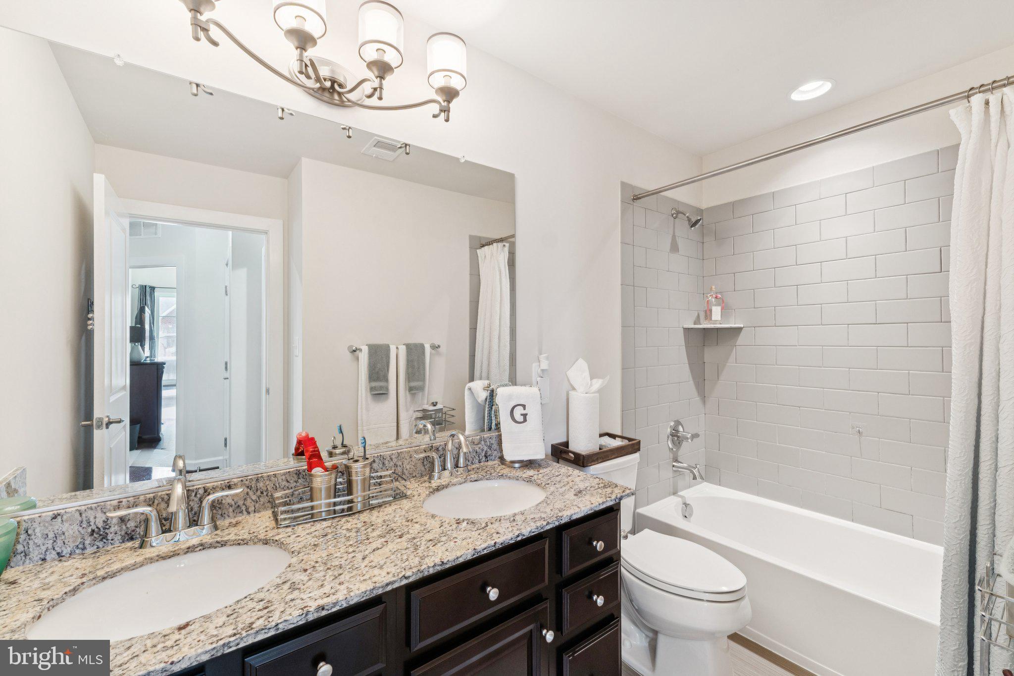 GREENBELT STATION - Residential