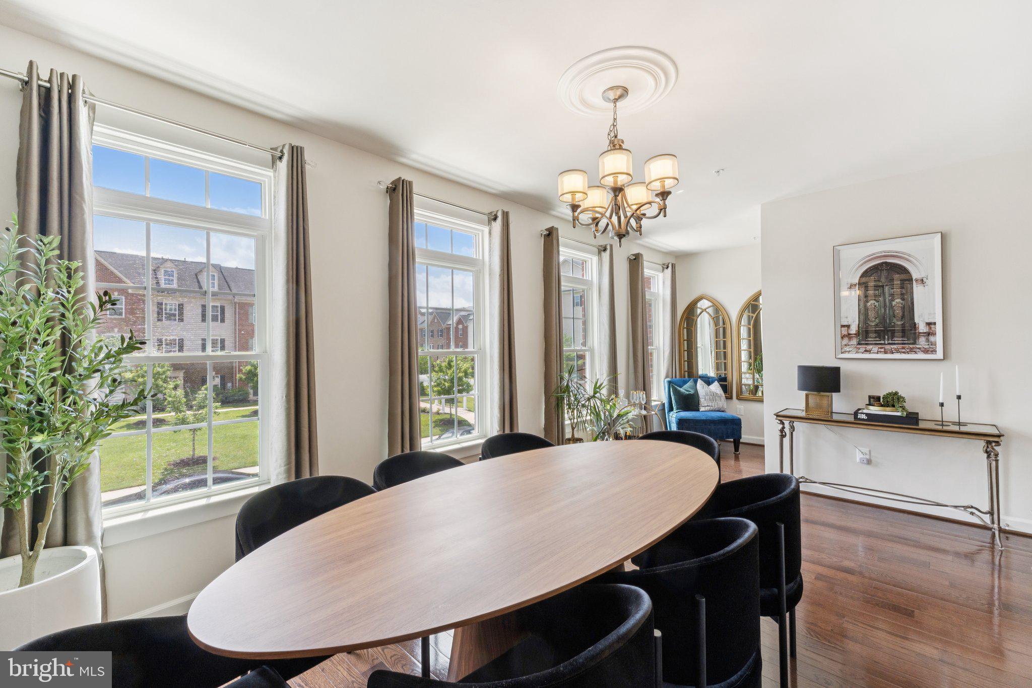 GREENBELT STATION - Residential