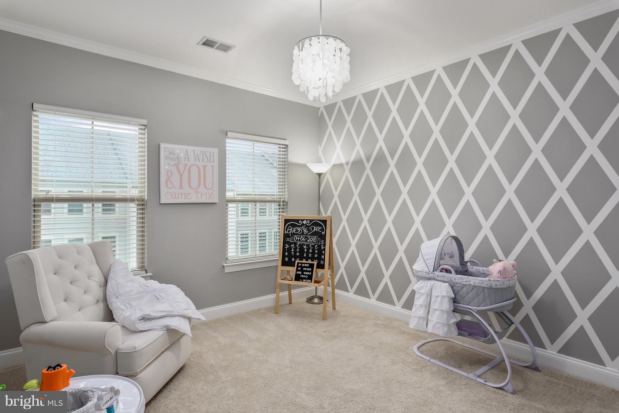 LOUDOUN CROSSING - Residential