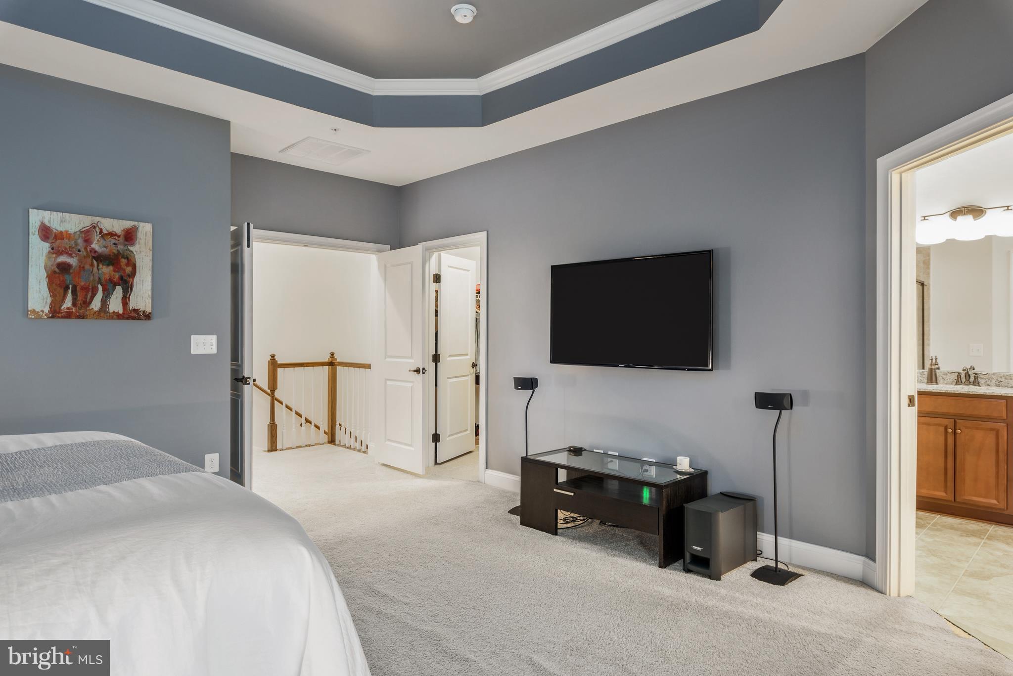 LOUDOUN CROSSING - Residential