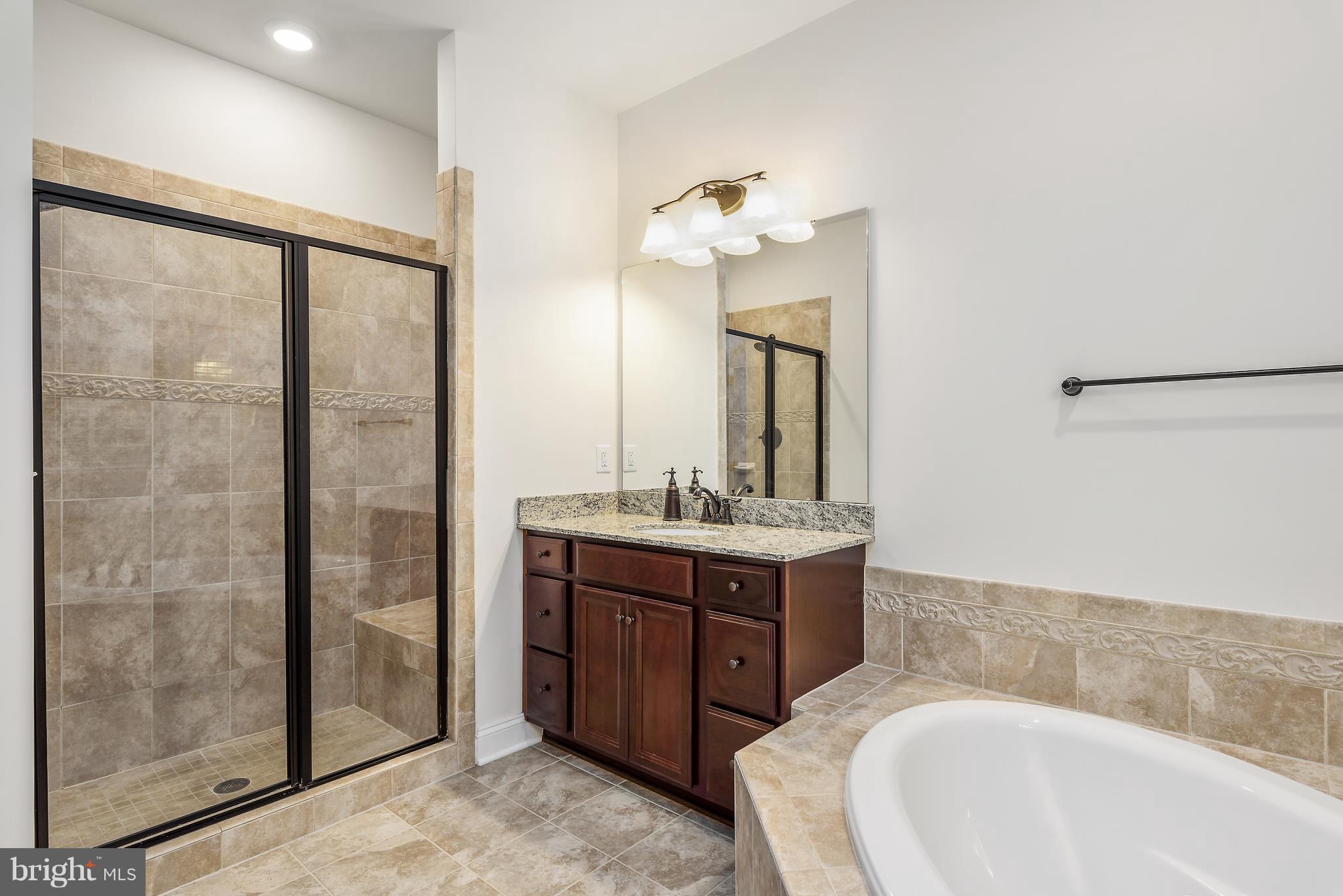 LOUDOUN CROSSING - Residential