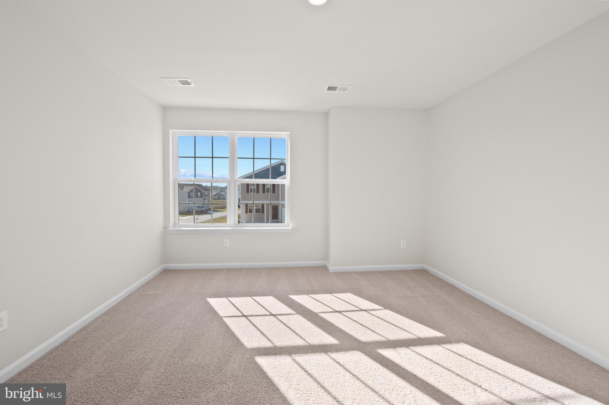 PEMBROOKE - Residential