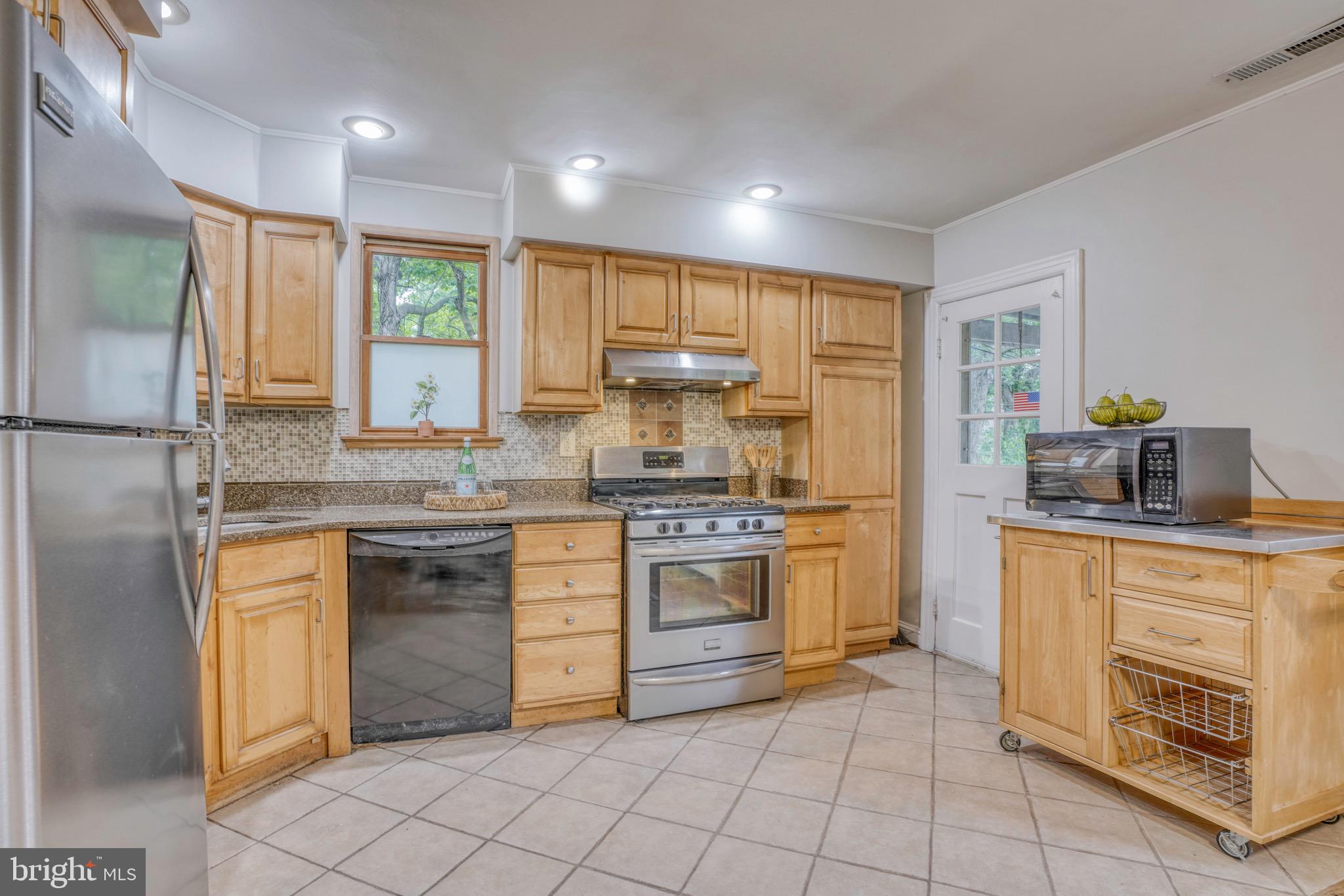 HAMILTON HEIGHTS - Residential