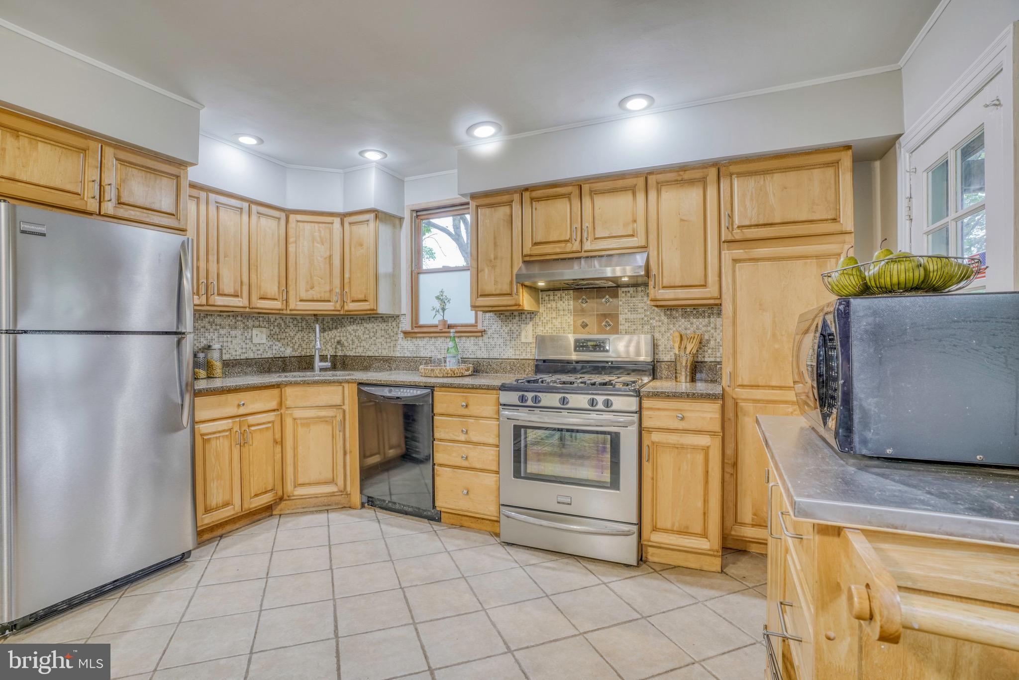 HAMILTON HEIGHTS - Residential