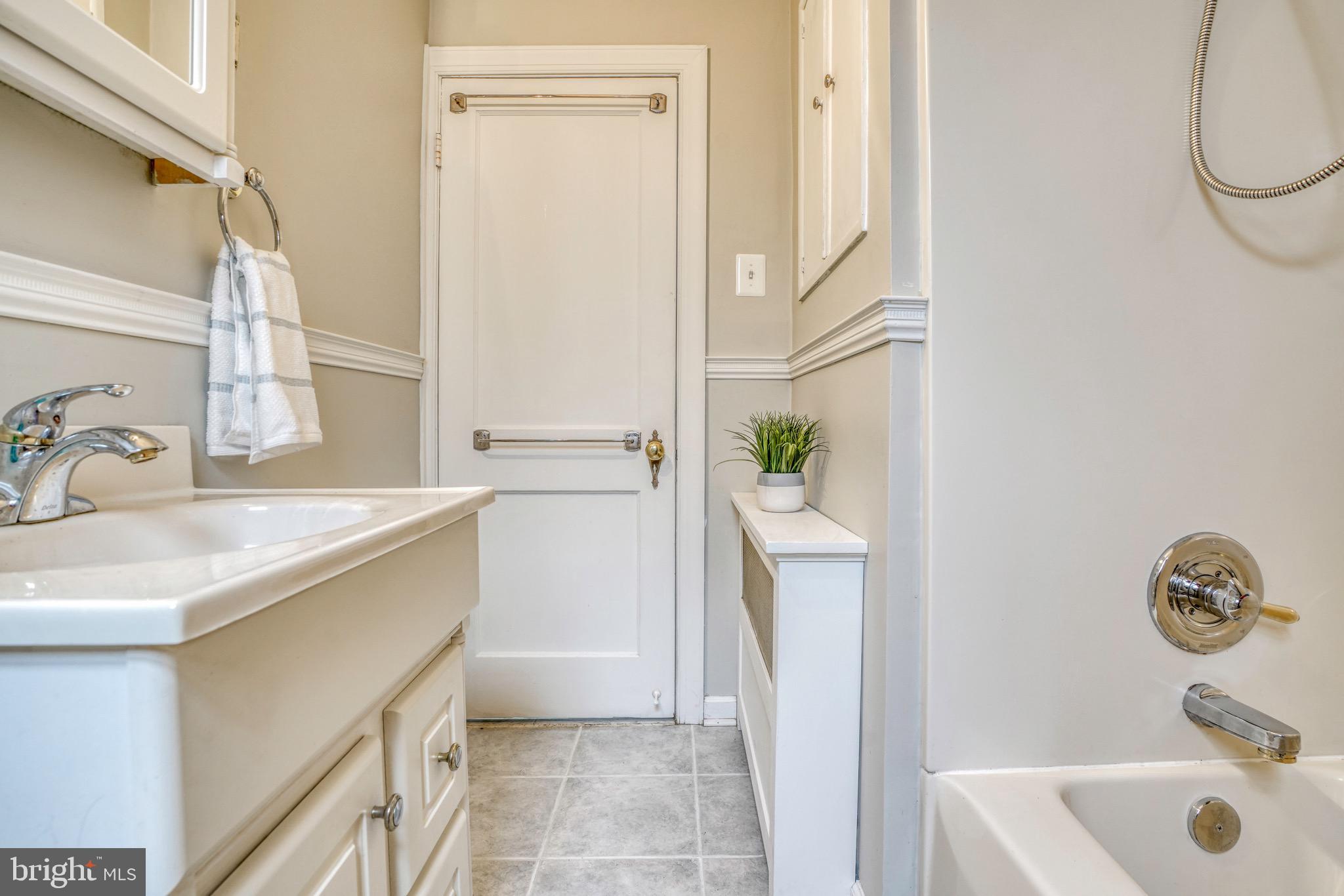 HAMILTON HEIGHTS - Residential