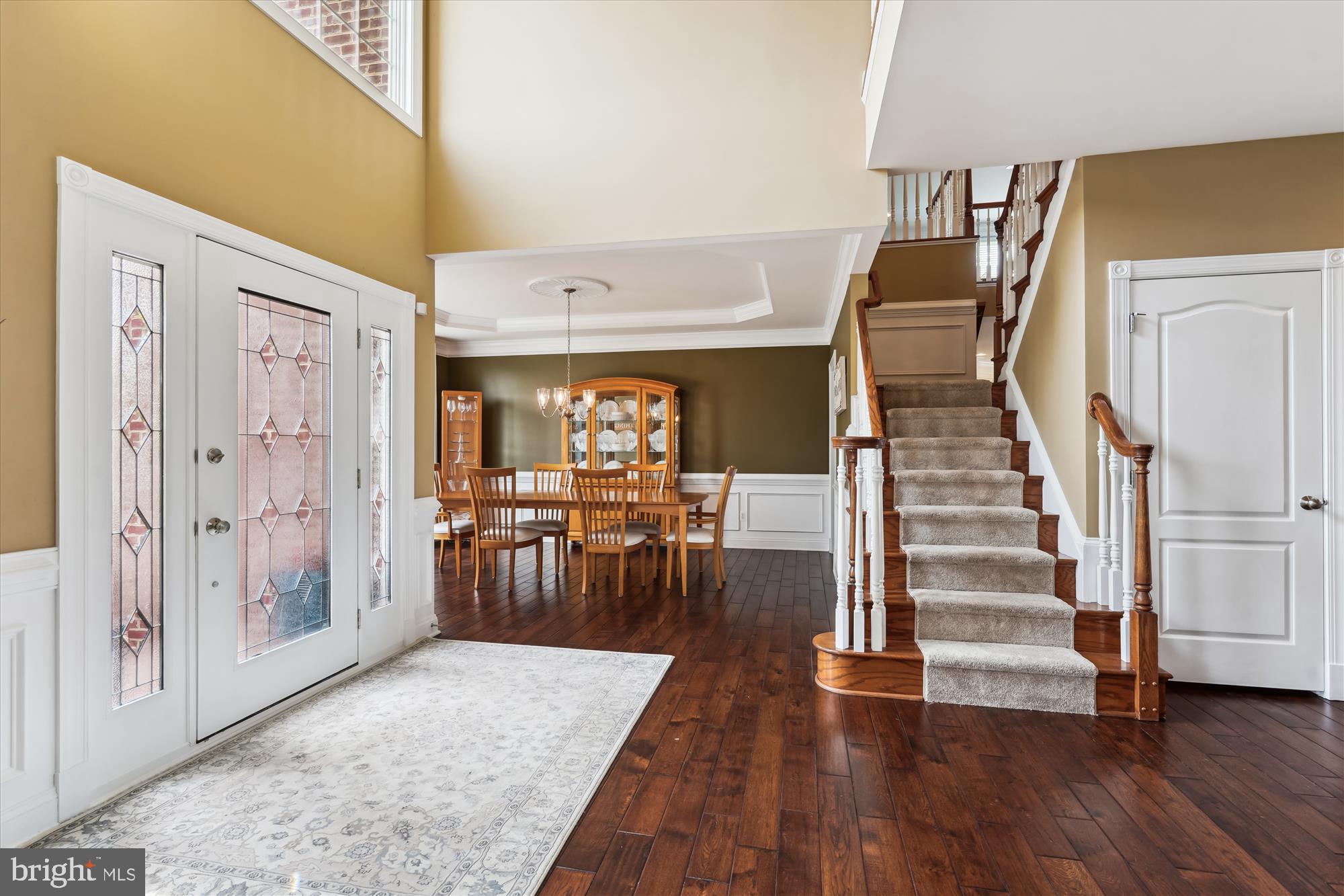 SOUTH RIDING - Residential