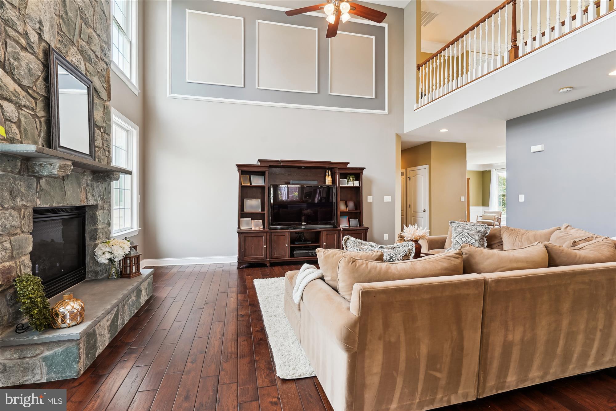 SOUTH RIDING - Residential