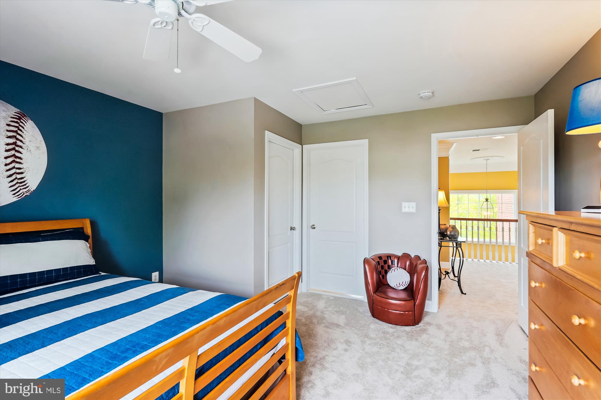 SOUTH RIDING - Residential