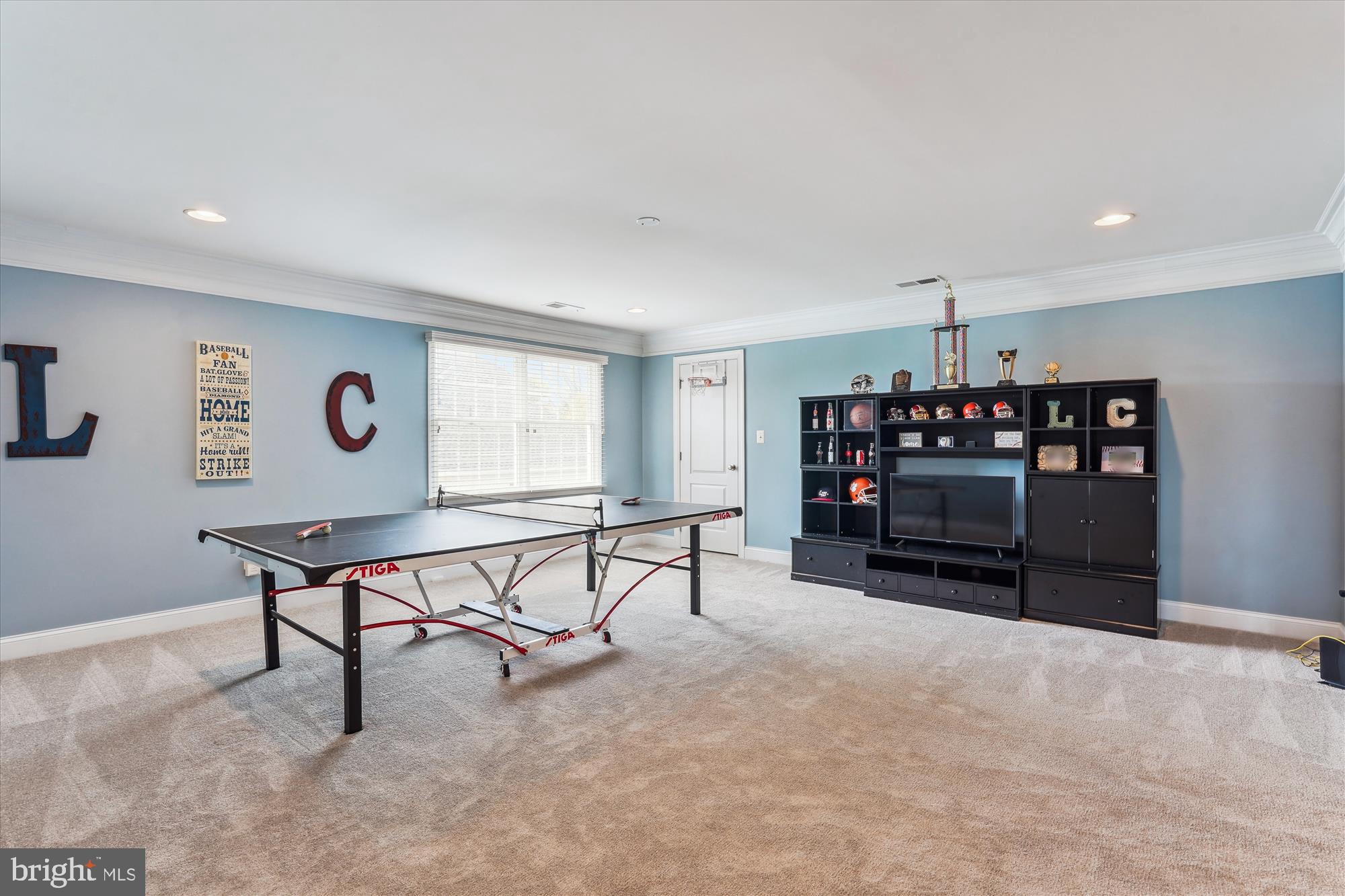 SOUTH RIDING - Residential