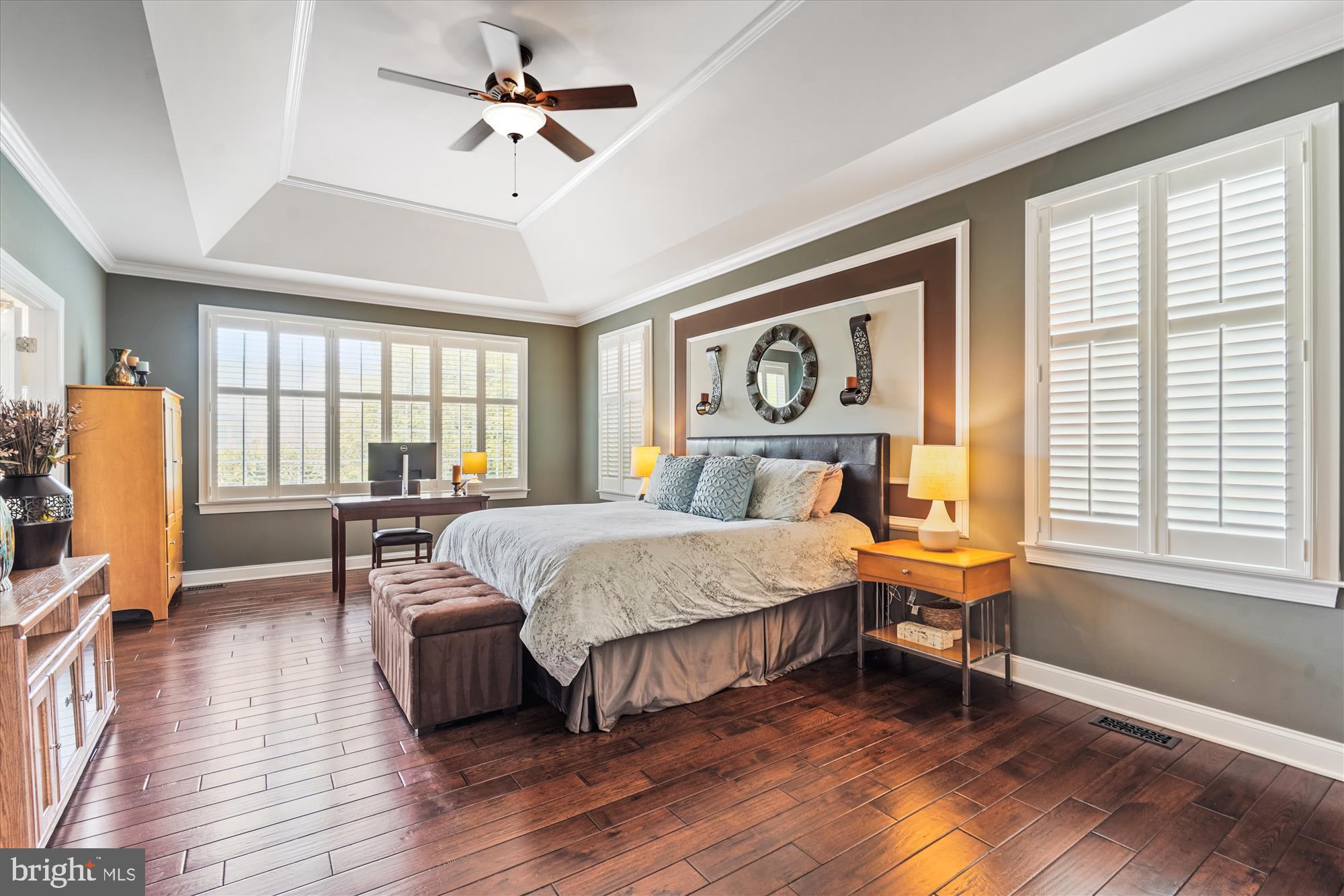 SOUTH RIDING - Residential