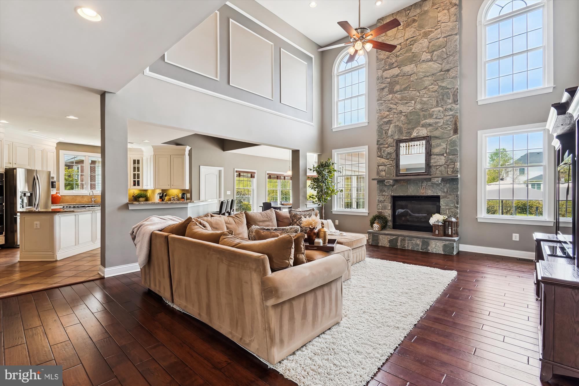 SOUTH RIDING - Residential