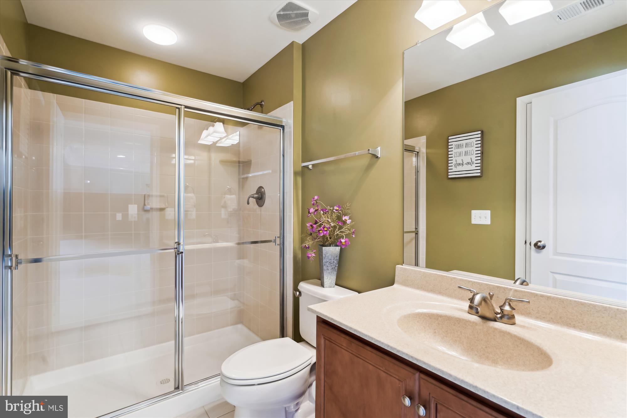 SOUTH RIDING - Residential