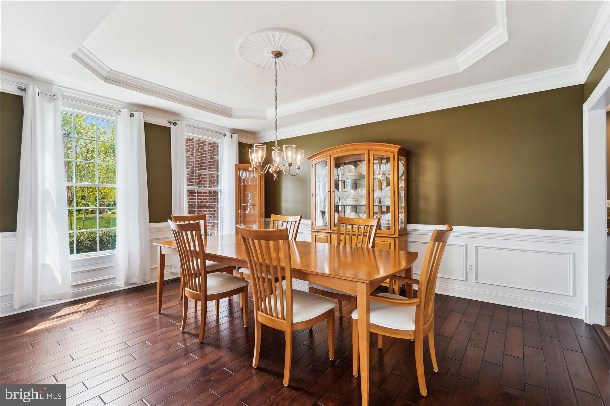 SOUTH RIDING - Residential