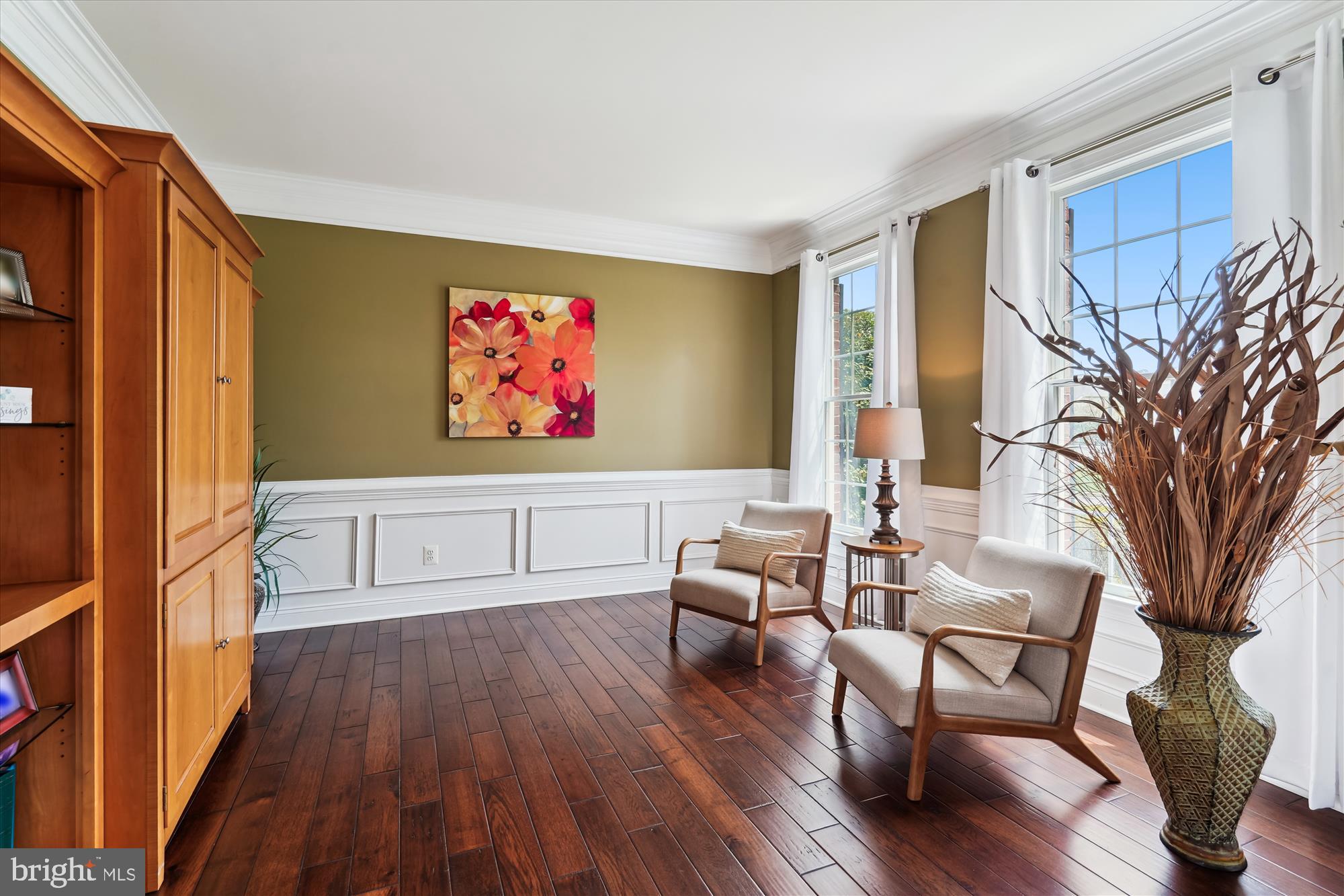 SOUTH RIDING - Residential