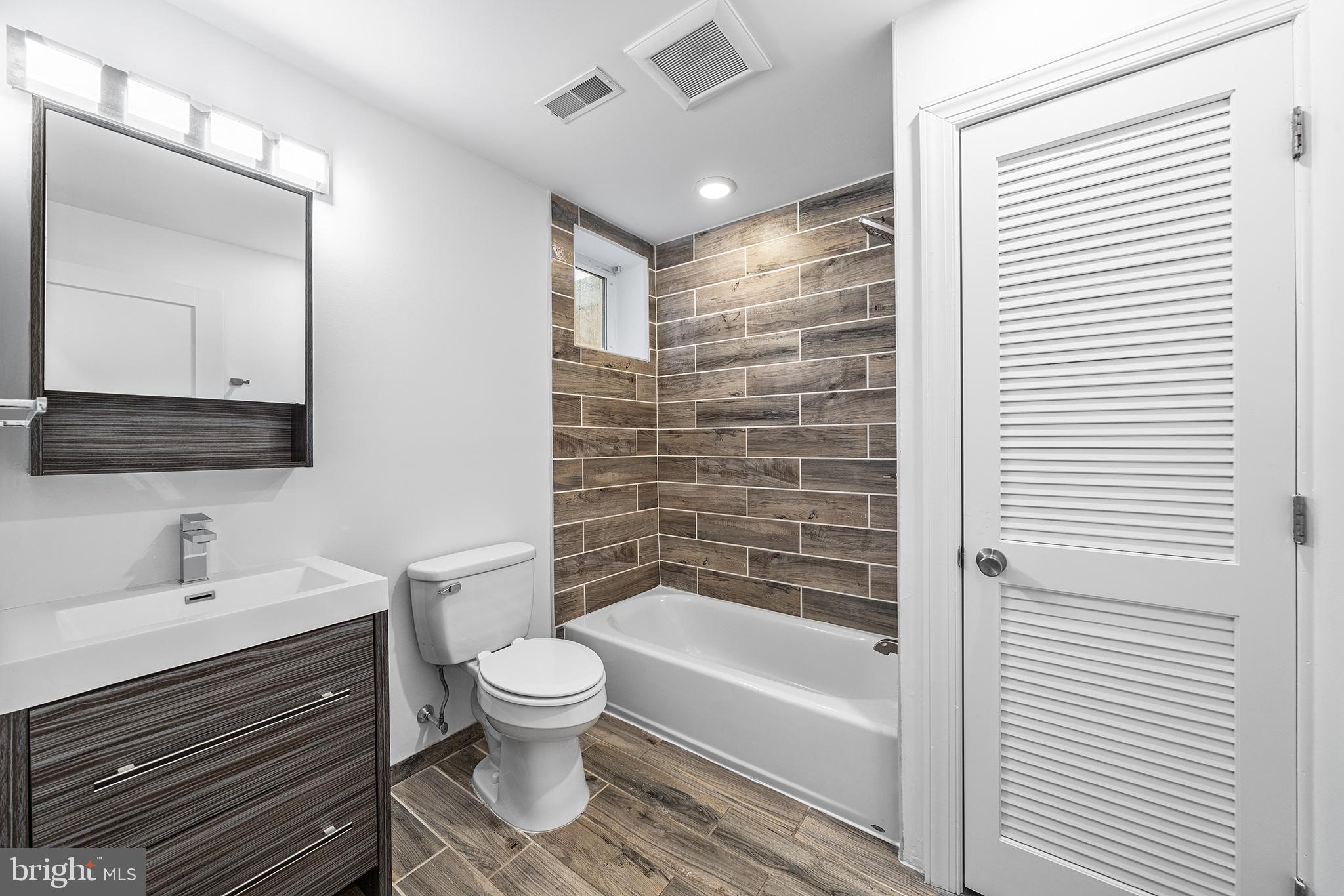 WEST POWELTON - Residential