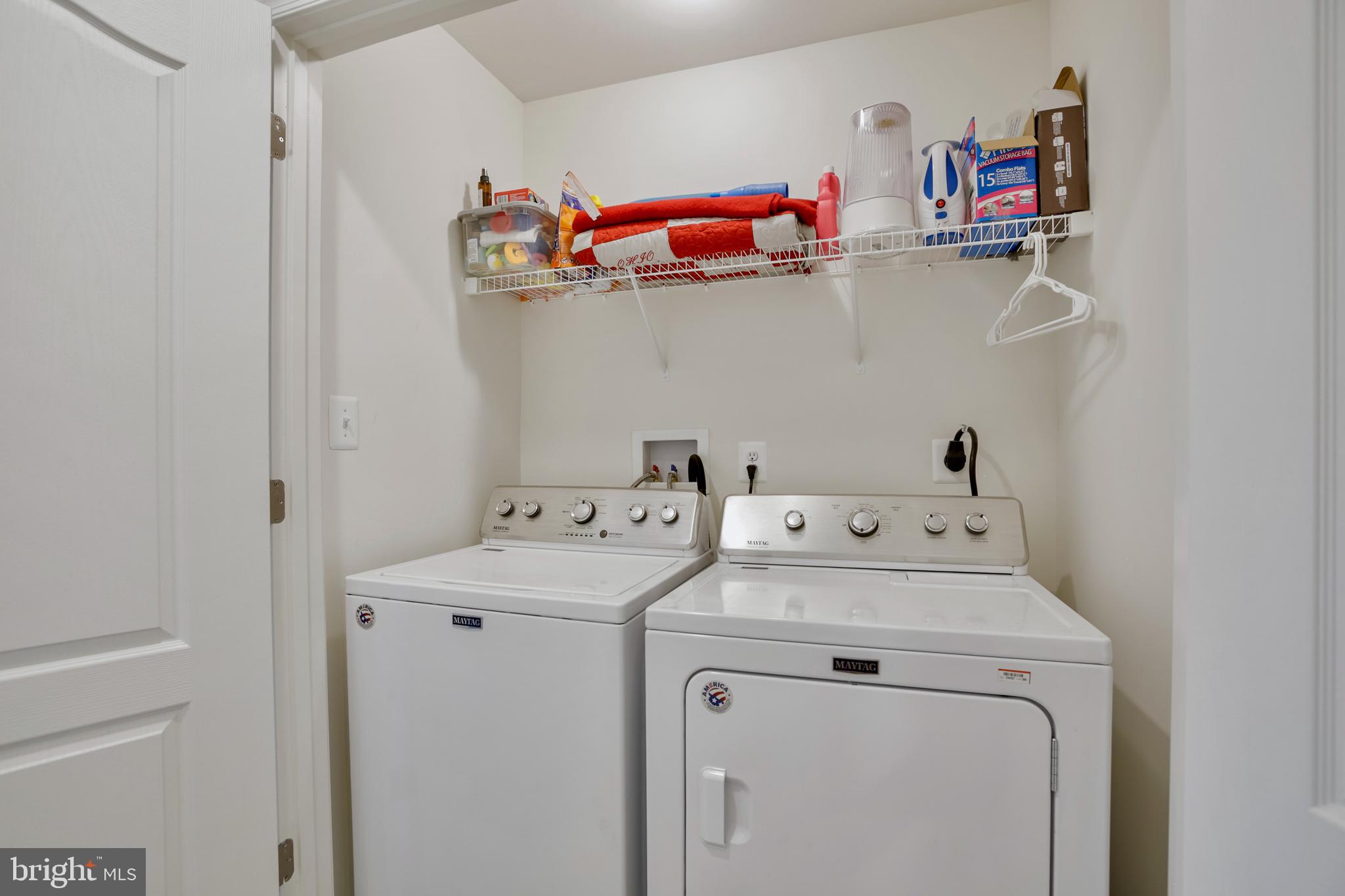 OVERLOOK AT RIVERSIDE TOWNHOMES - Residential