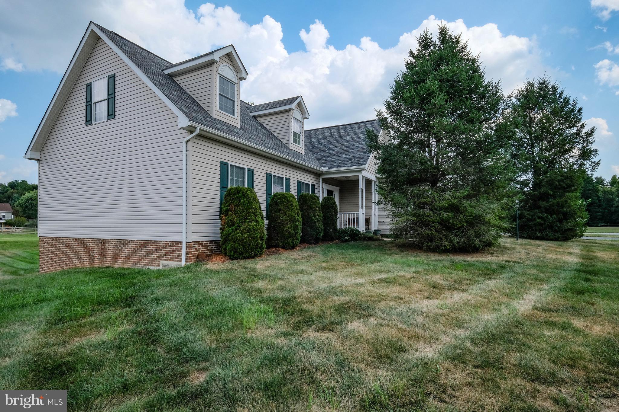 LOCUST HILL - Residential