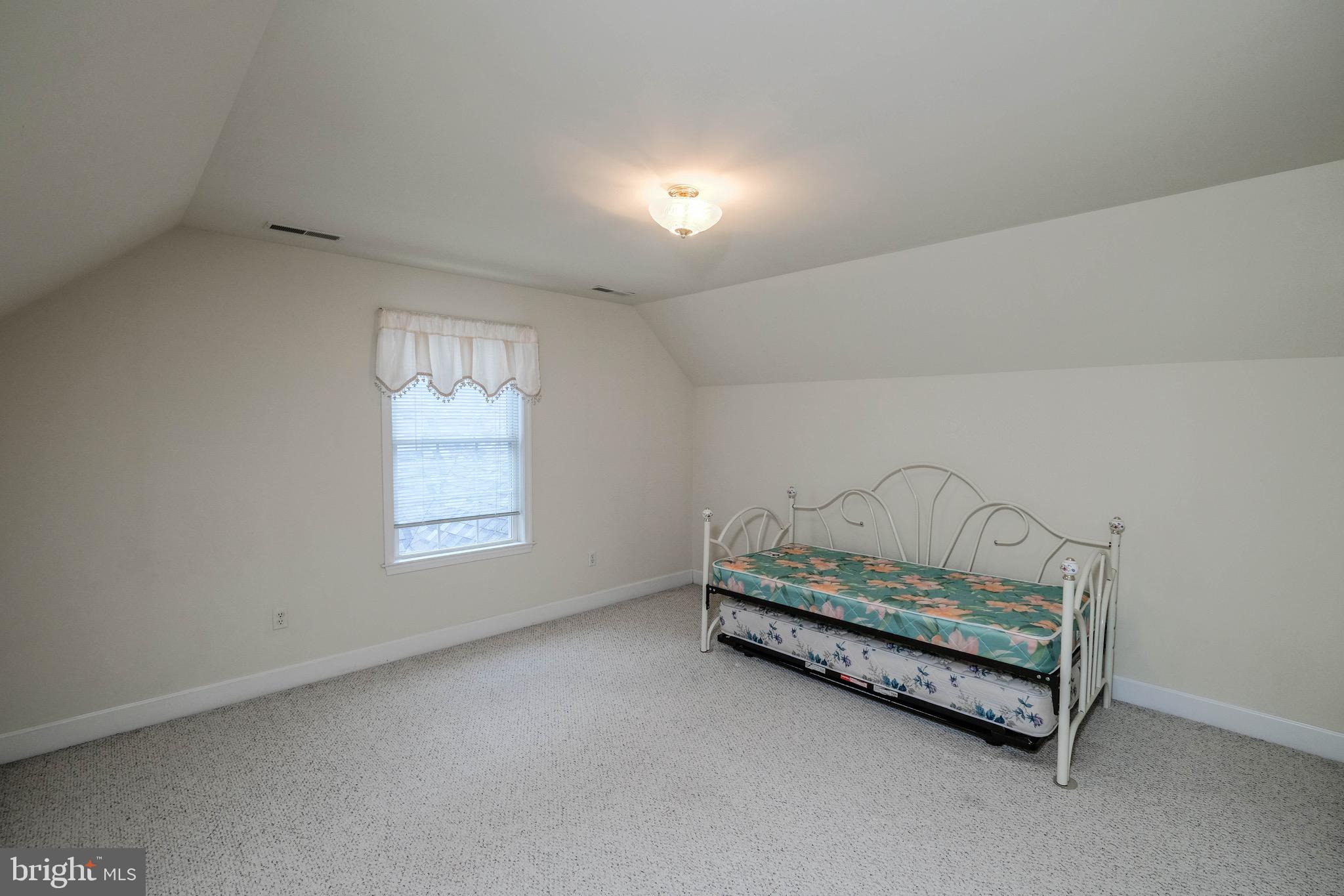 LOCUST HILL - Residential