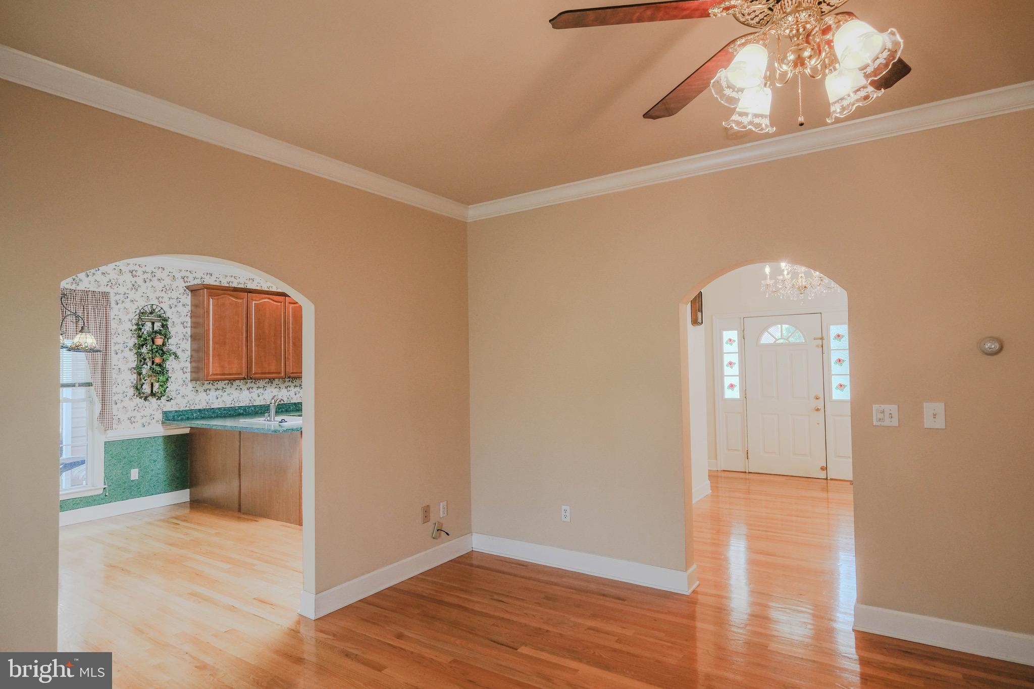 LOCUST HILL - Residential