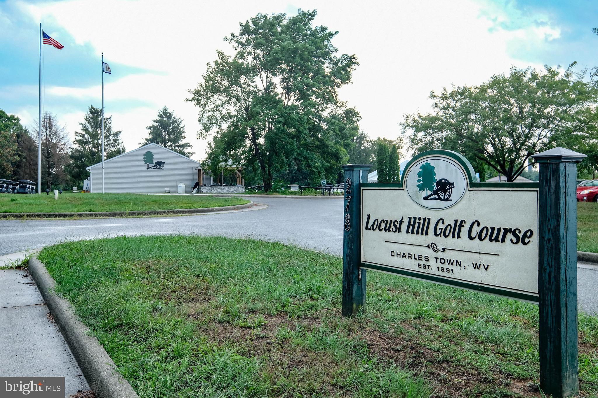 LOCUST HILL - Residential