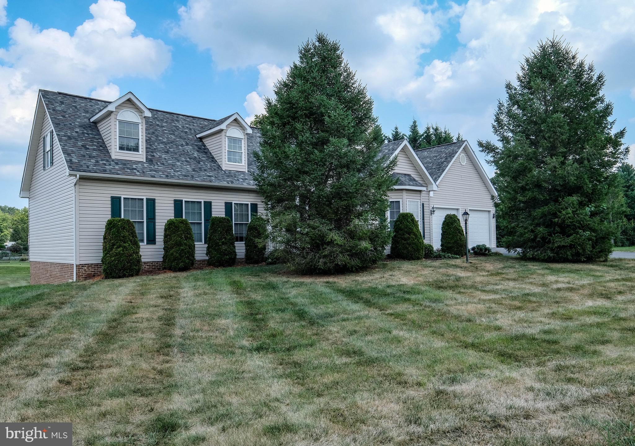 LOCUST HILL - Residential