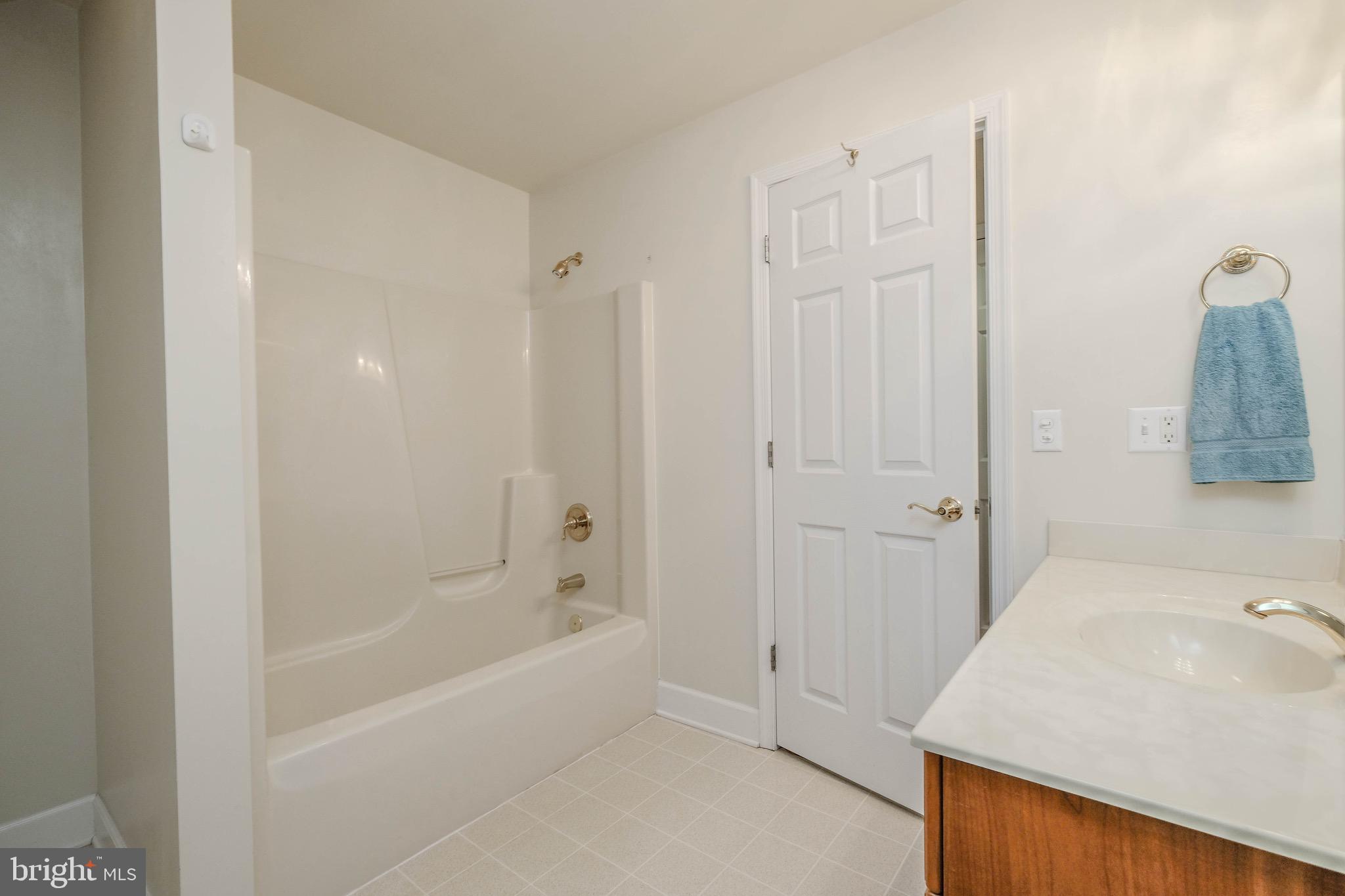 LOCUST HILL - Residential