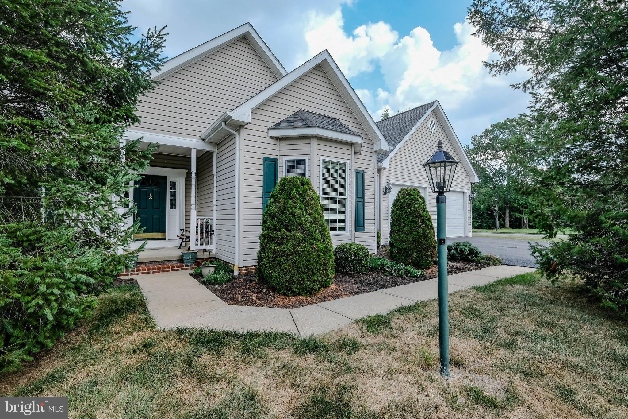 LOCUST HILL - Residential